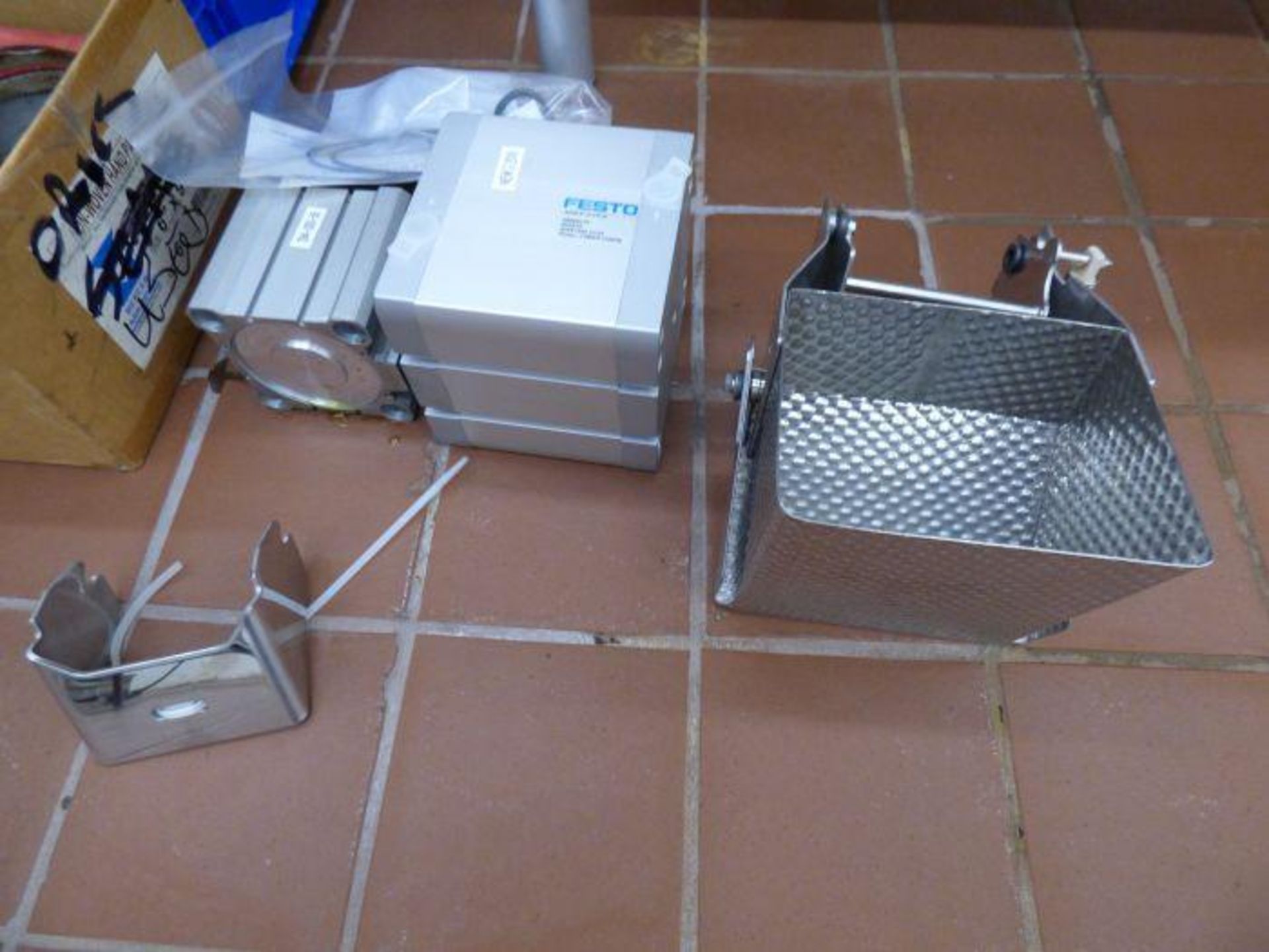 Orics Microprocessor Controlled Stainless Steel Cup Sealing Machine with Elevator and Spare Parts - Image 42 of 54