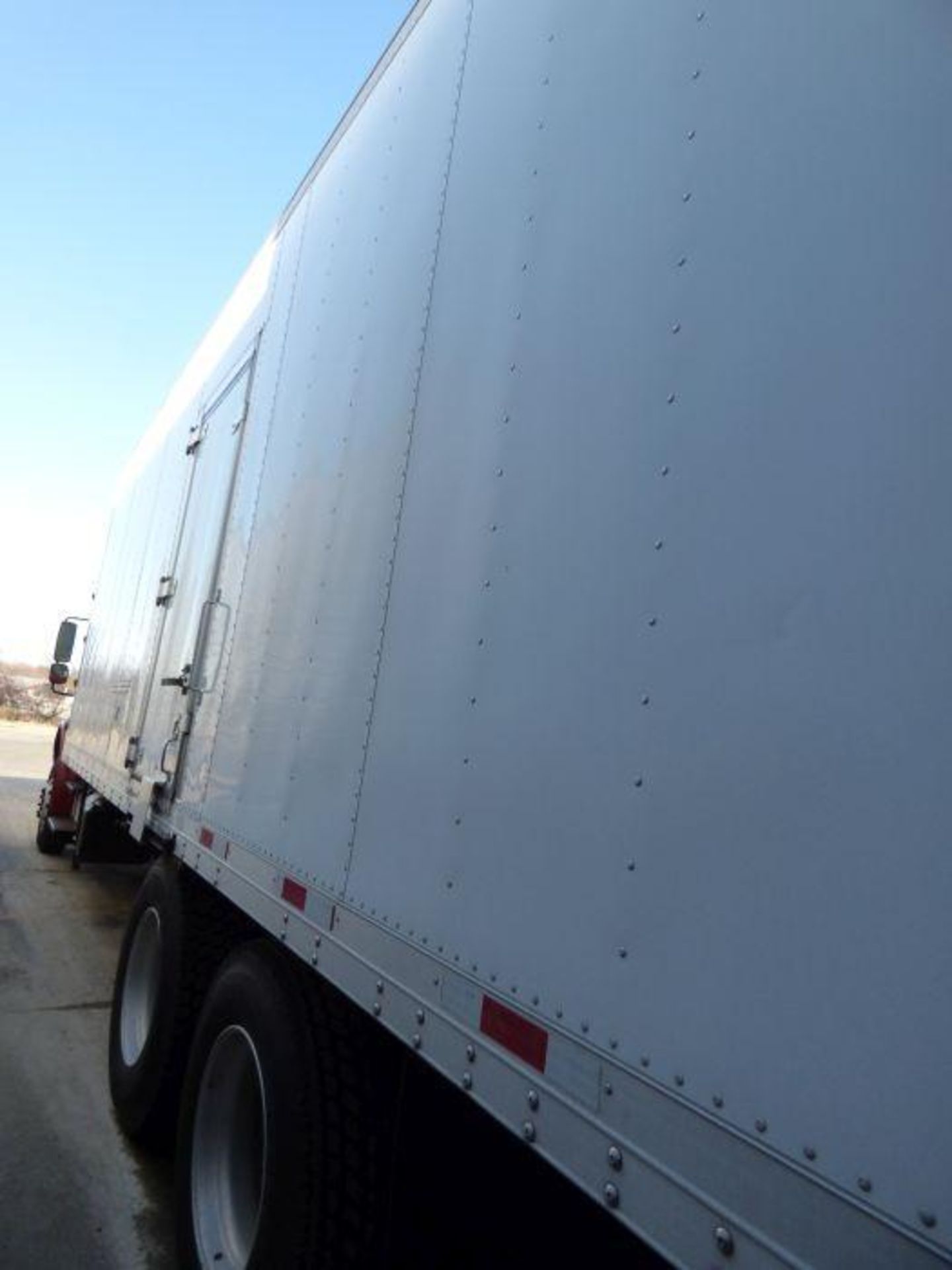 2014 Freightliner Refrigerated Box Truck - Image 11 of 30