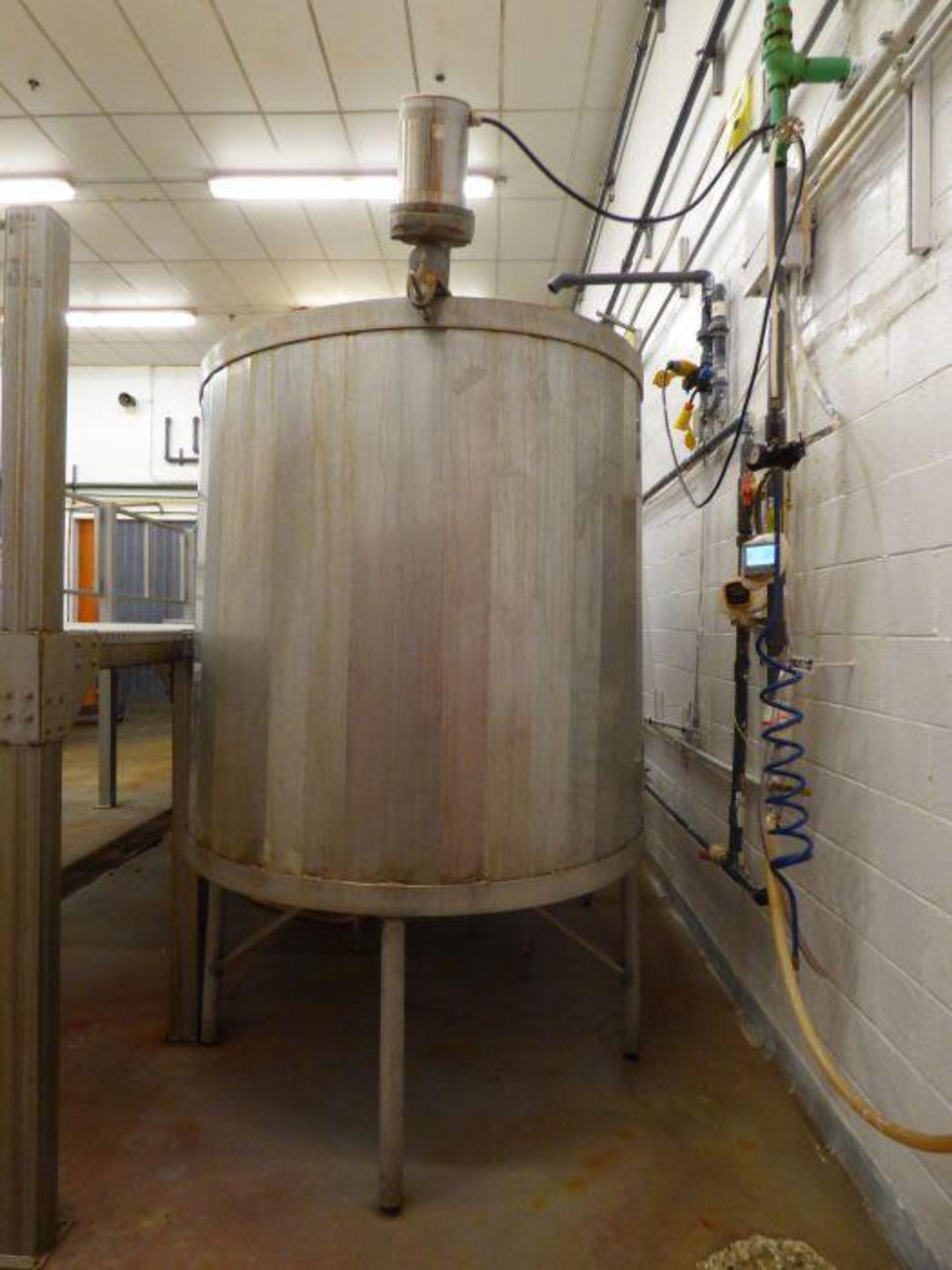 Stainless Steel Single Wall Open Top Mix Tank with Mixers - Image 9 of 11