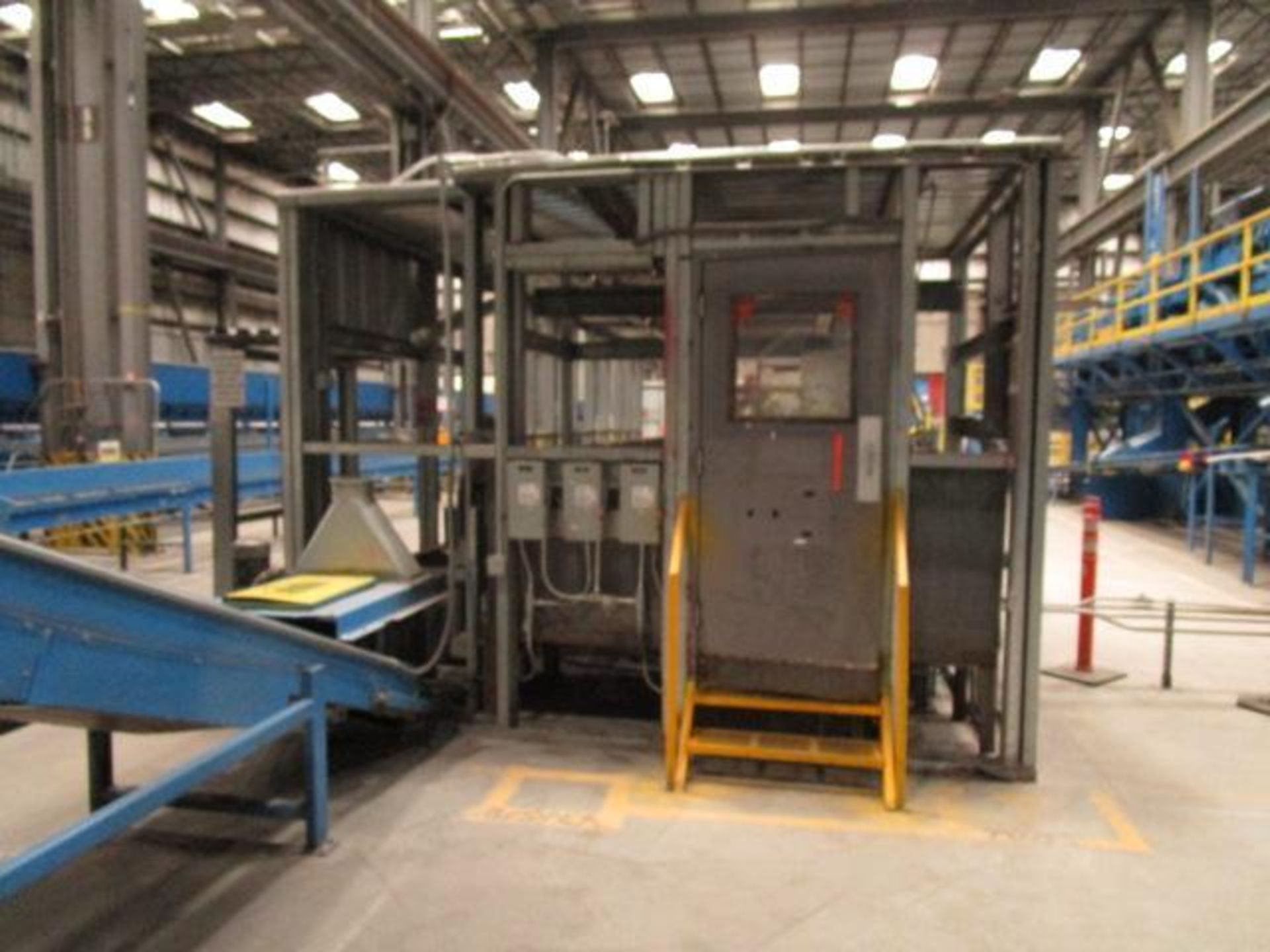 Lewco Outfeed Conveyer - Image 4 of 9