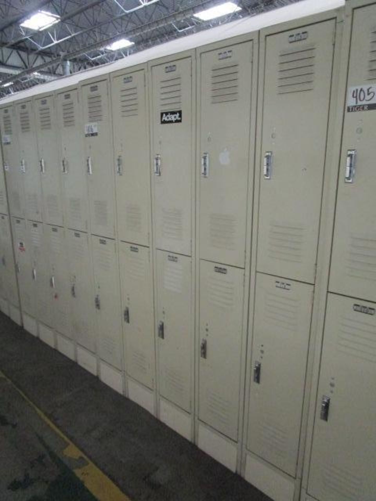 Lyon 2-Tier Lockers - Image 2 of 4