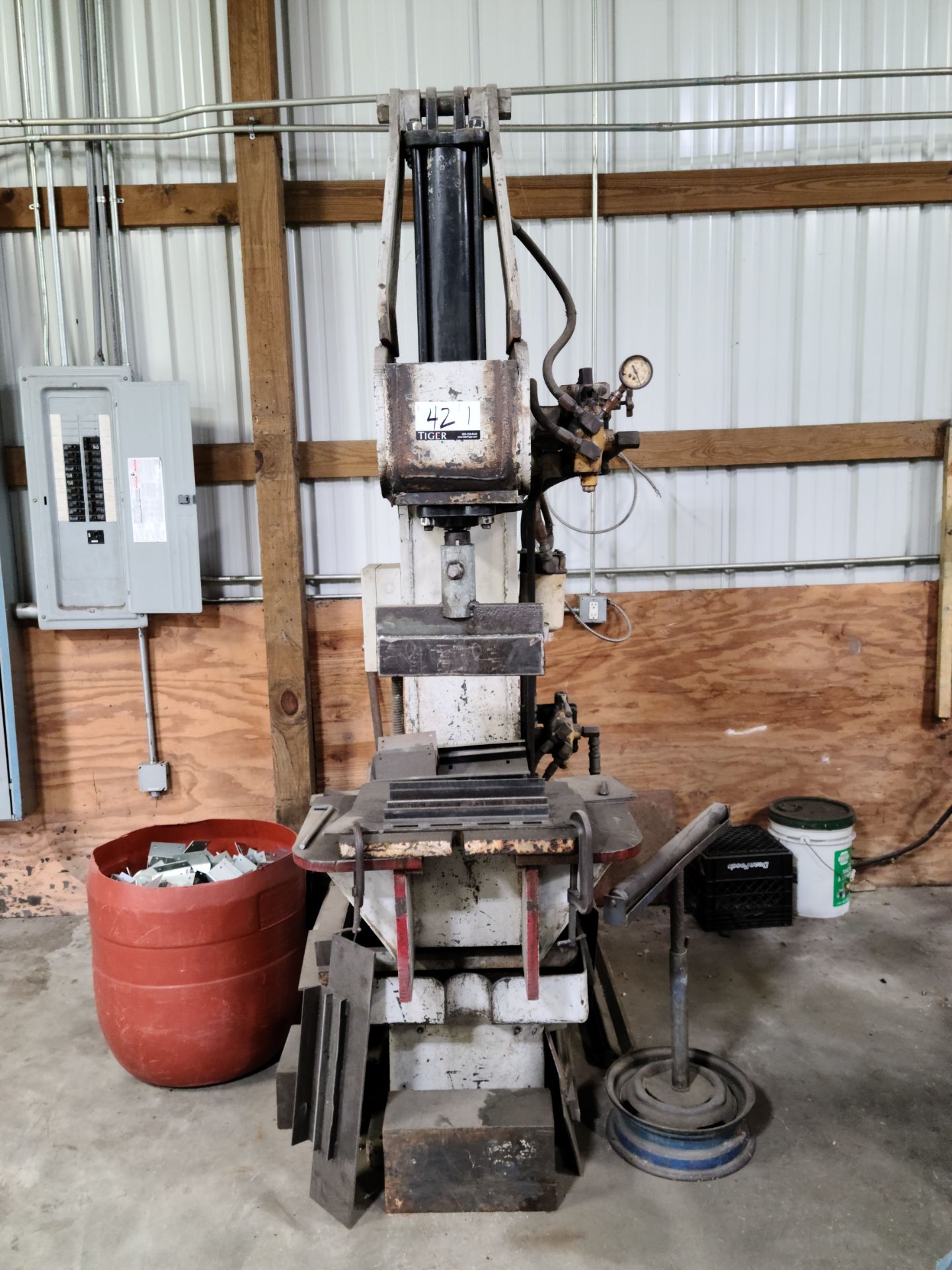 Hydraulic Straightening Press - Image 2 of 6