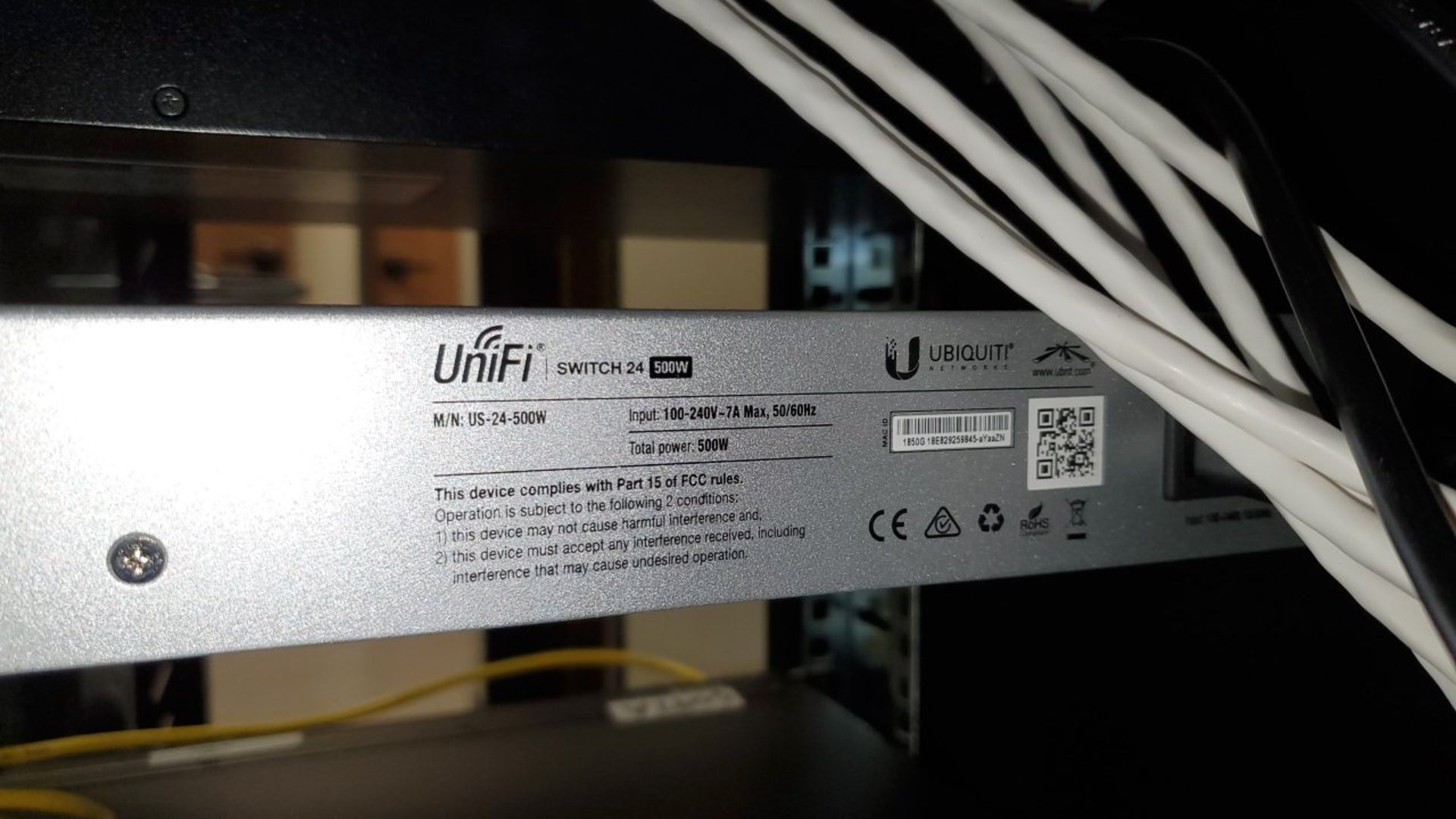 Ubiquiti UniFi Switch 24 - Image 4 of 4