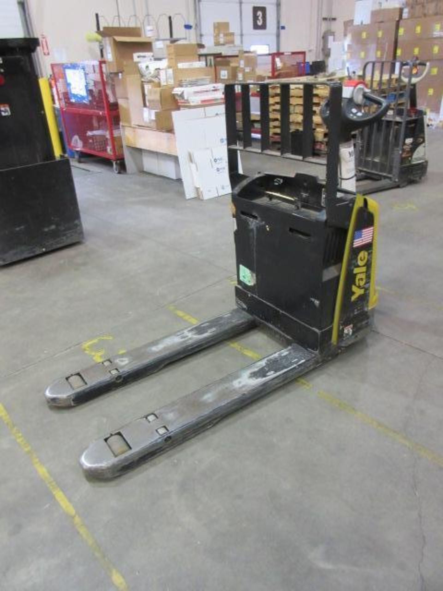 Yale Electric Pallet Jack - Image 4 of 5