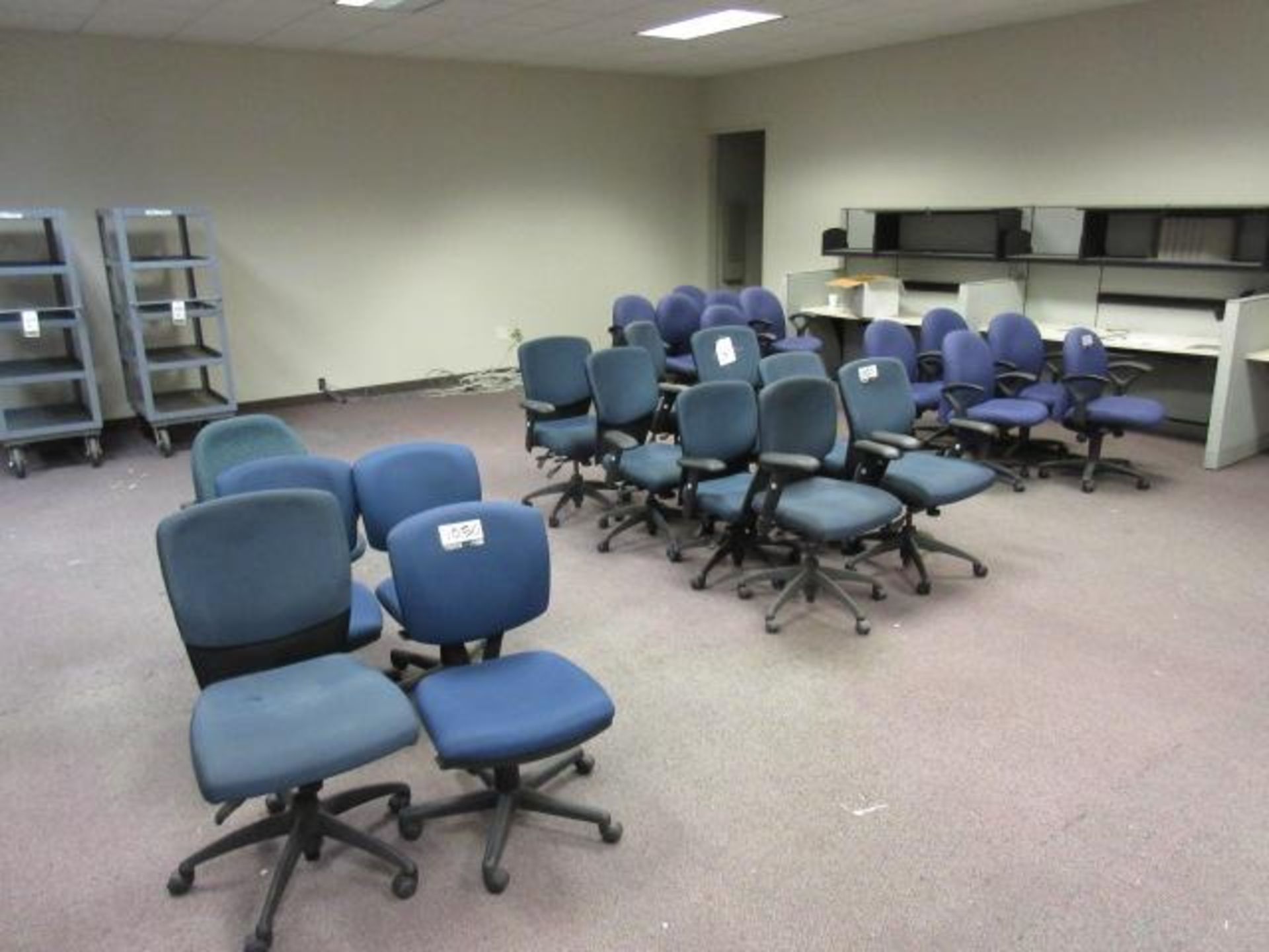 Assorted Office Furniture - Image 10 of 11