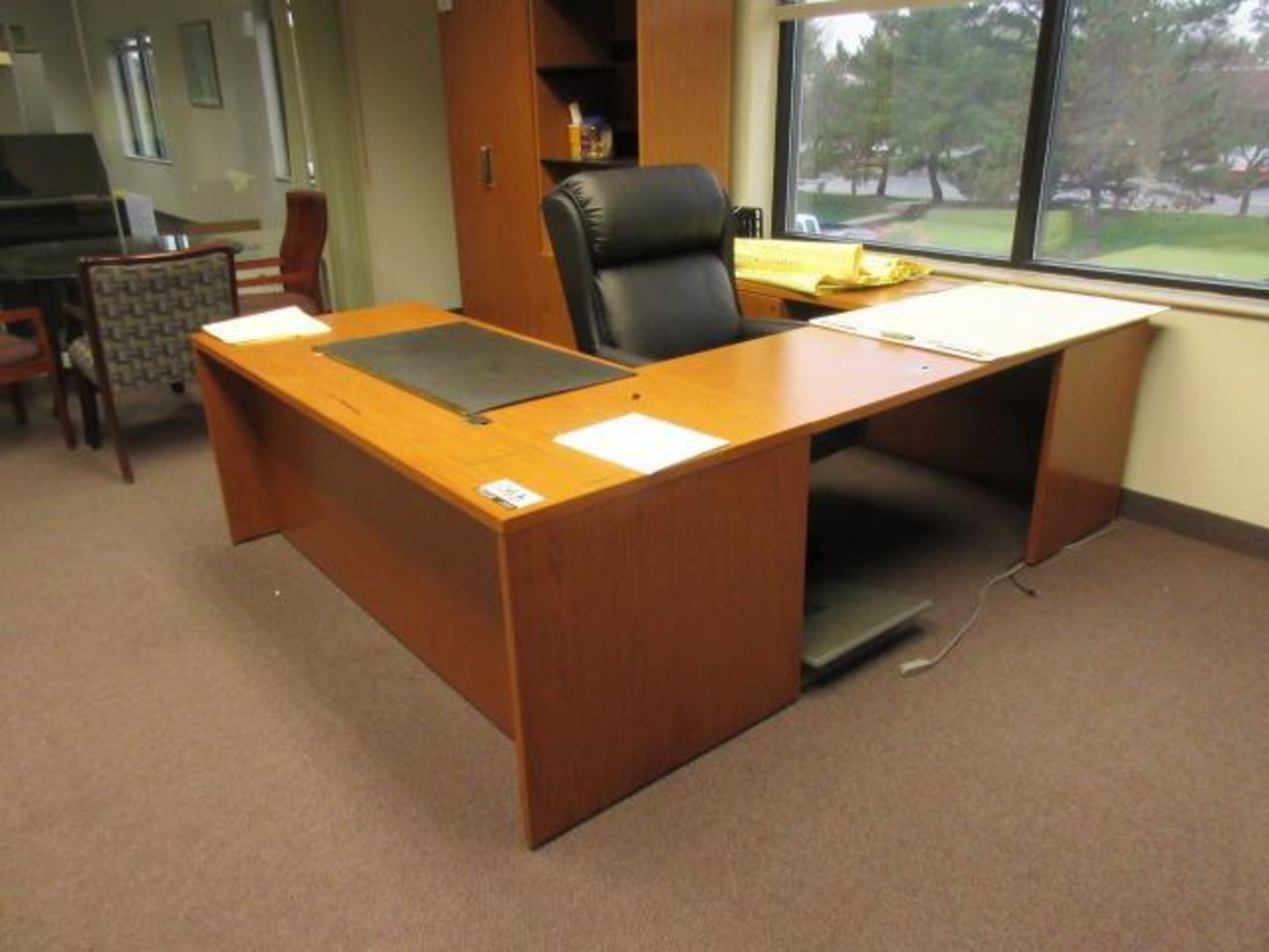 Executive Office Contents - Image 3 of 10