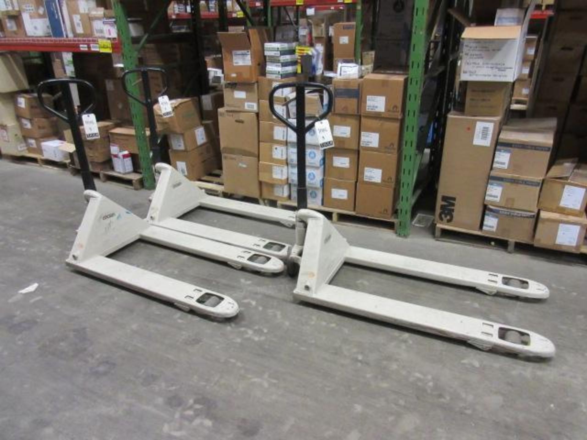 Crown Manual Pallet Jacks