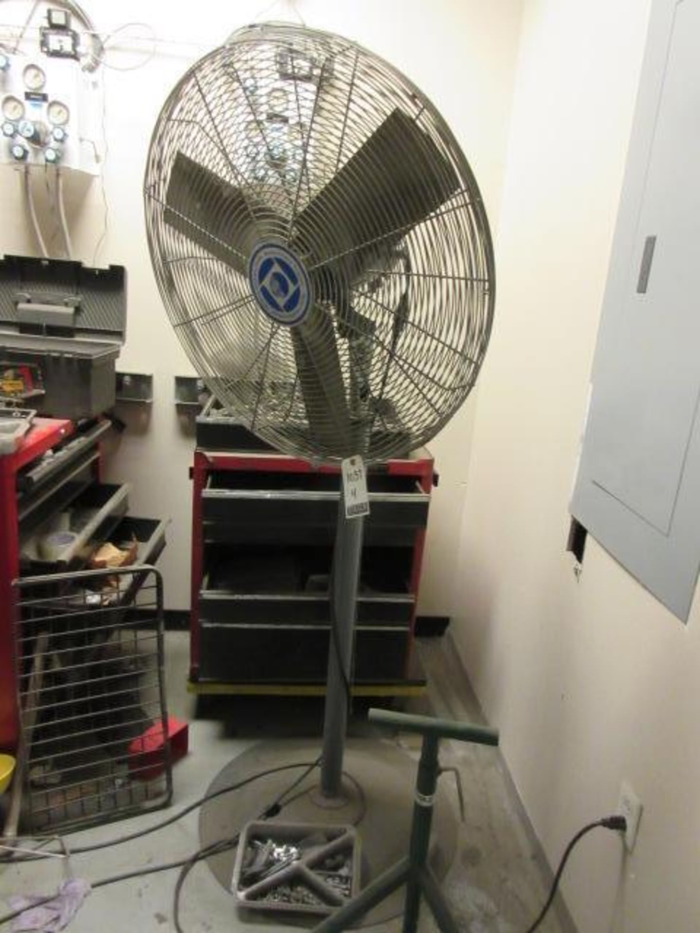 Assorted Pedestal Shop Fans-30in - Bild 3 aus 4