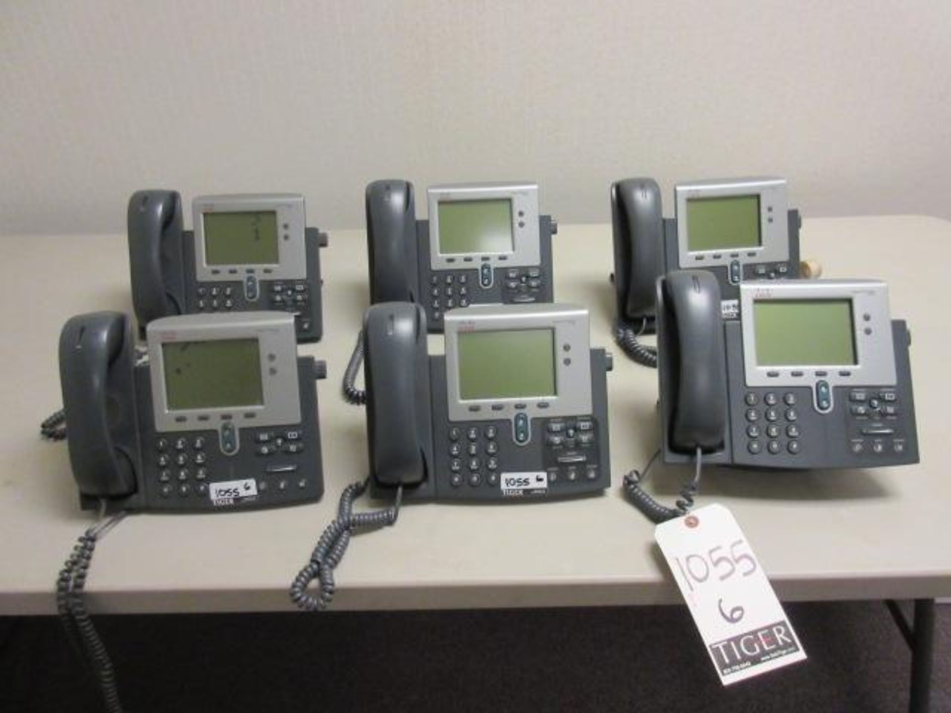 Cisco IP Desk Phones