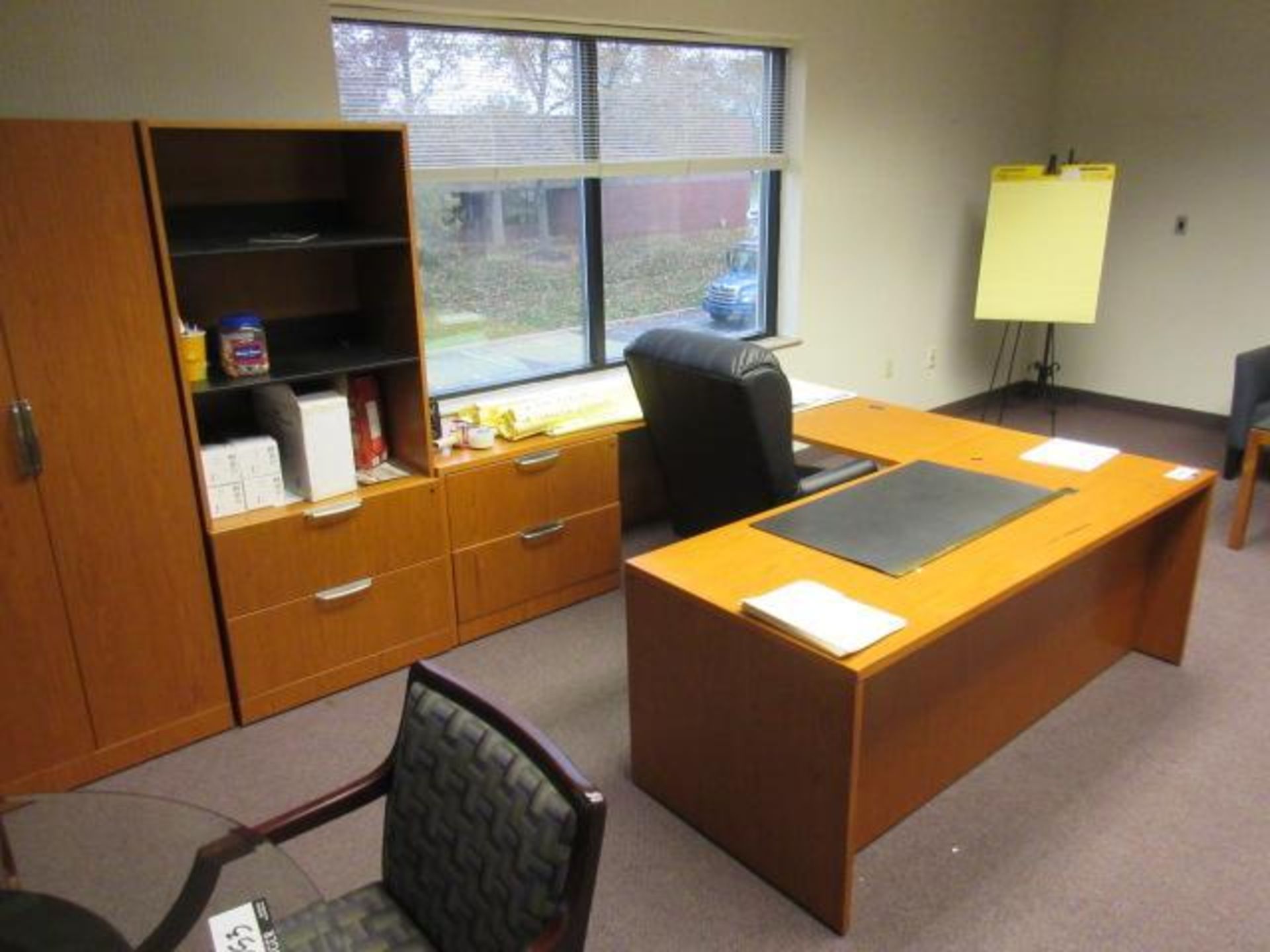 Executive Office Contents - Image 2 of 10