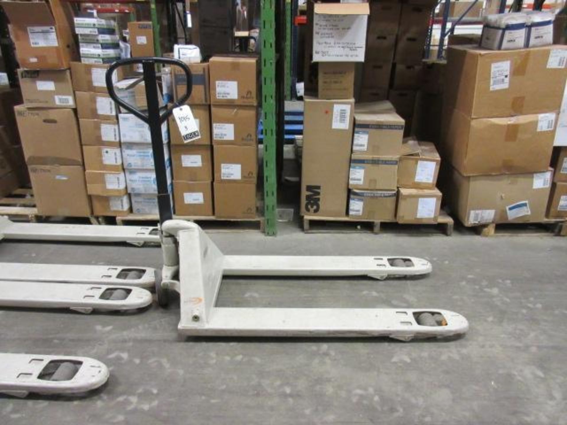 Crown Manual Pallet Jacks - Image 3 of 3