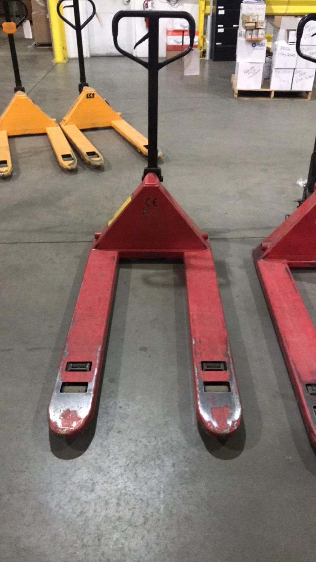 Hydraulic Pallet Jacks - Image 5 of 5