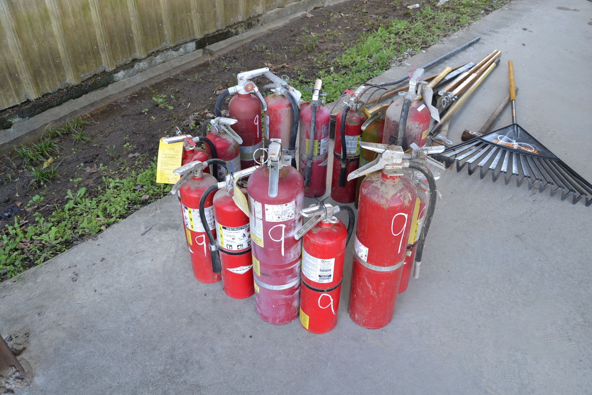 LOT OF FIRE EXTINGUISHERS - Image 2 of 2