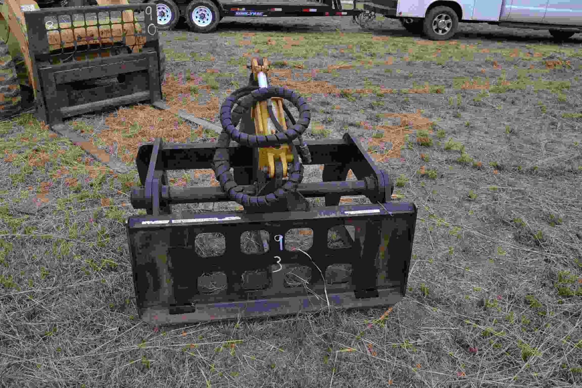 BRUSH GRAPPLE FOR SKID STEER LOCATED SITE 1 - Image 4 of 4