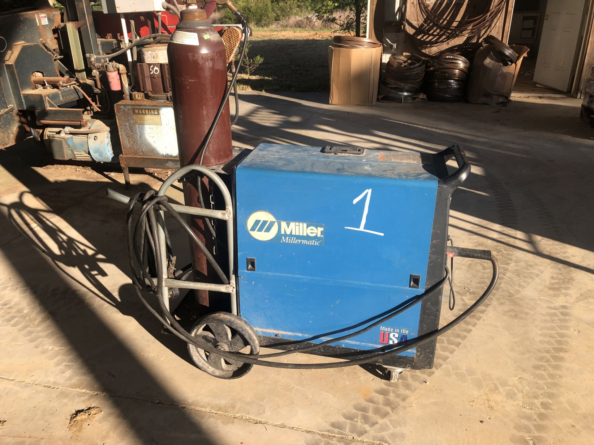 MILLER WIRE FEED WELDER