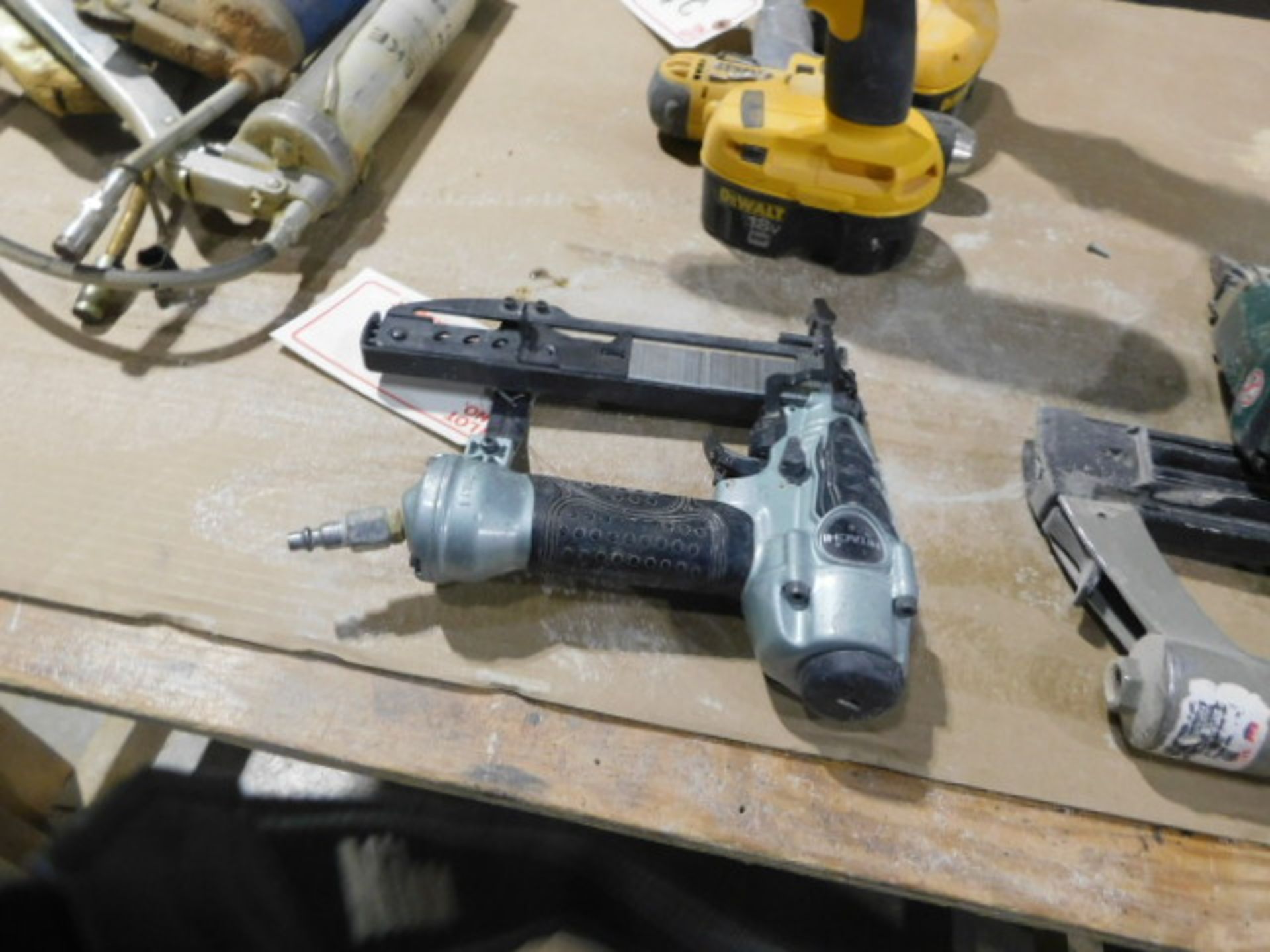 (2) HITACHI PNEUMATIC STAPLE GUNS