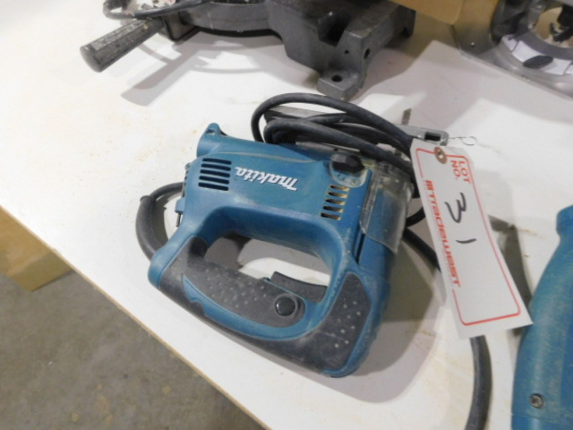 MAKITA ELECTRIC SKIL SAW