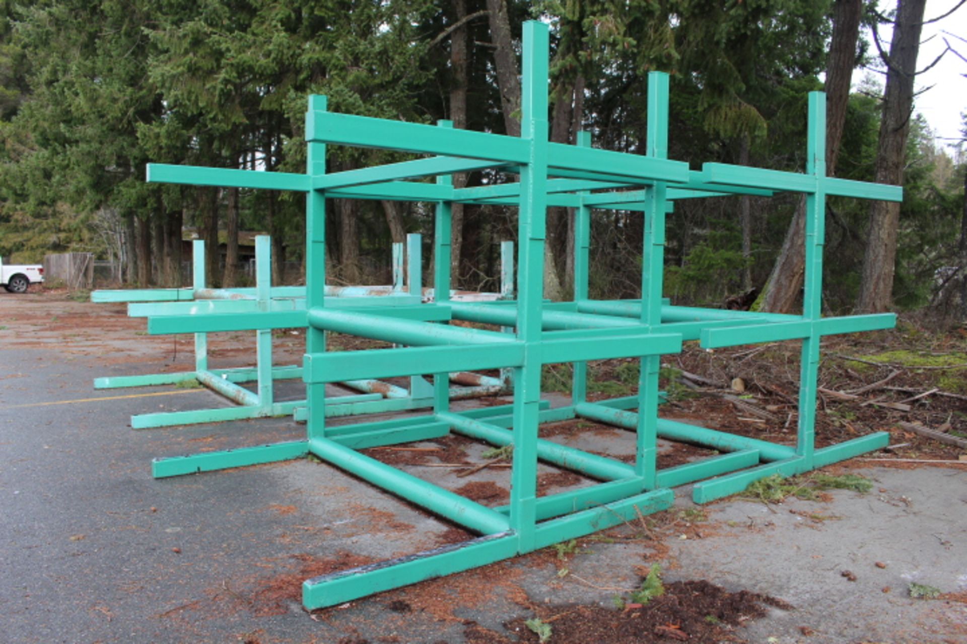 DOUBLE SIDED CANTILEVER LUMBER RACK, 8'W X 4'ARMS, 9'H