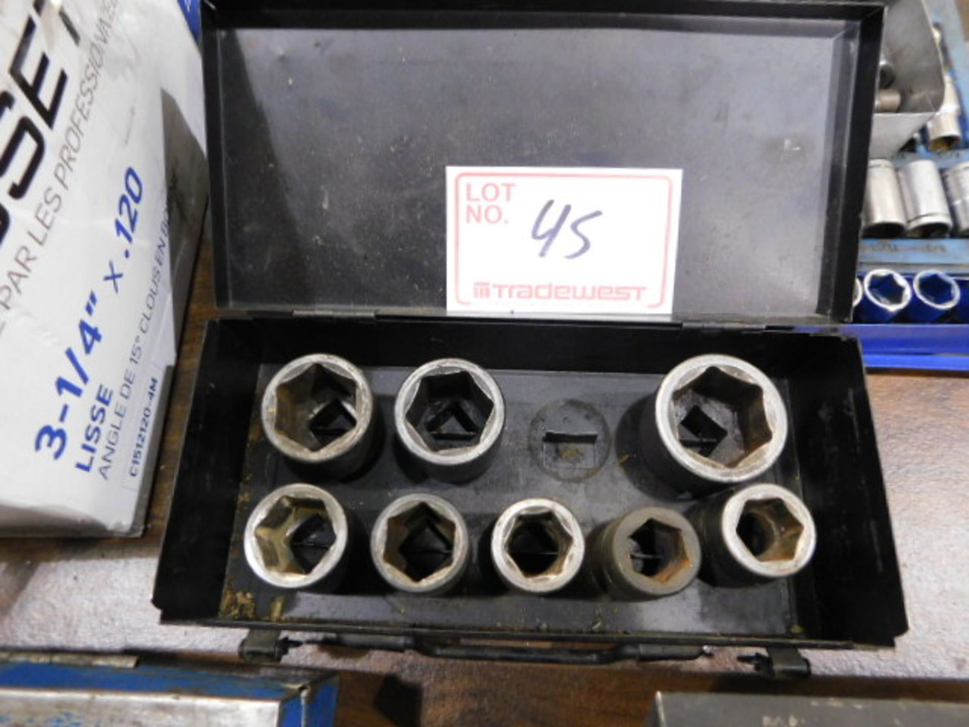 BOX OF 3/4" IMPACT SOCKETS