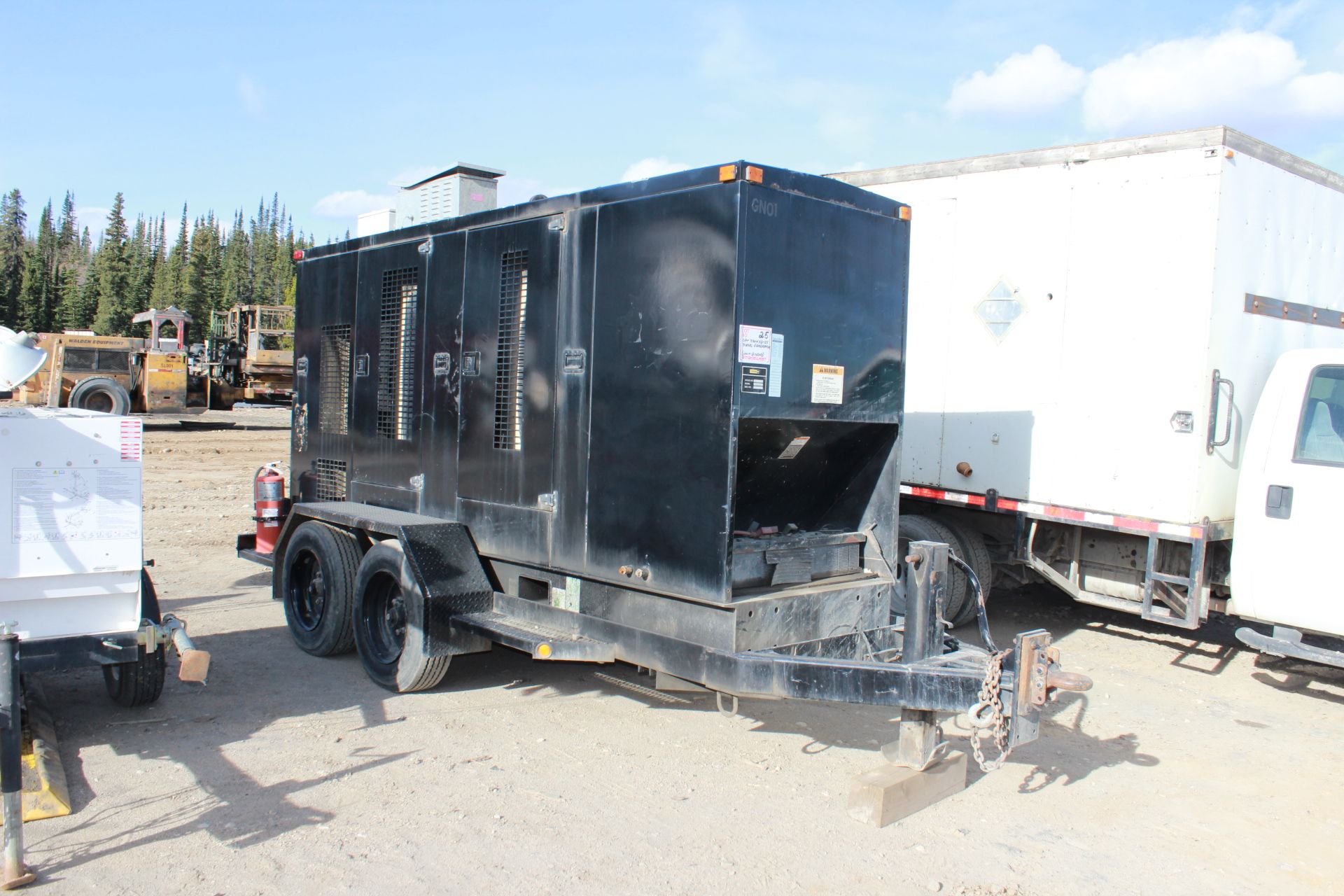 1999 Cat Mod XG125 Diesel Generator, 100KW; Skid mounted, Square D 200 & 60 Amp Switches;