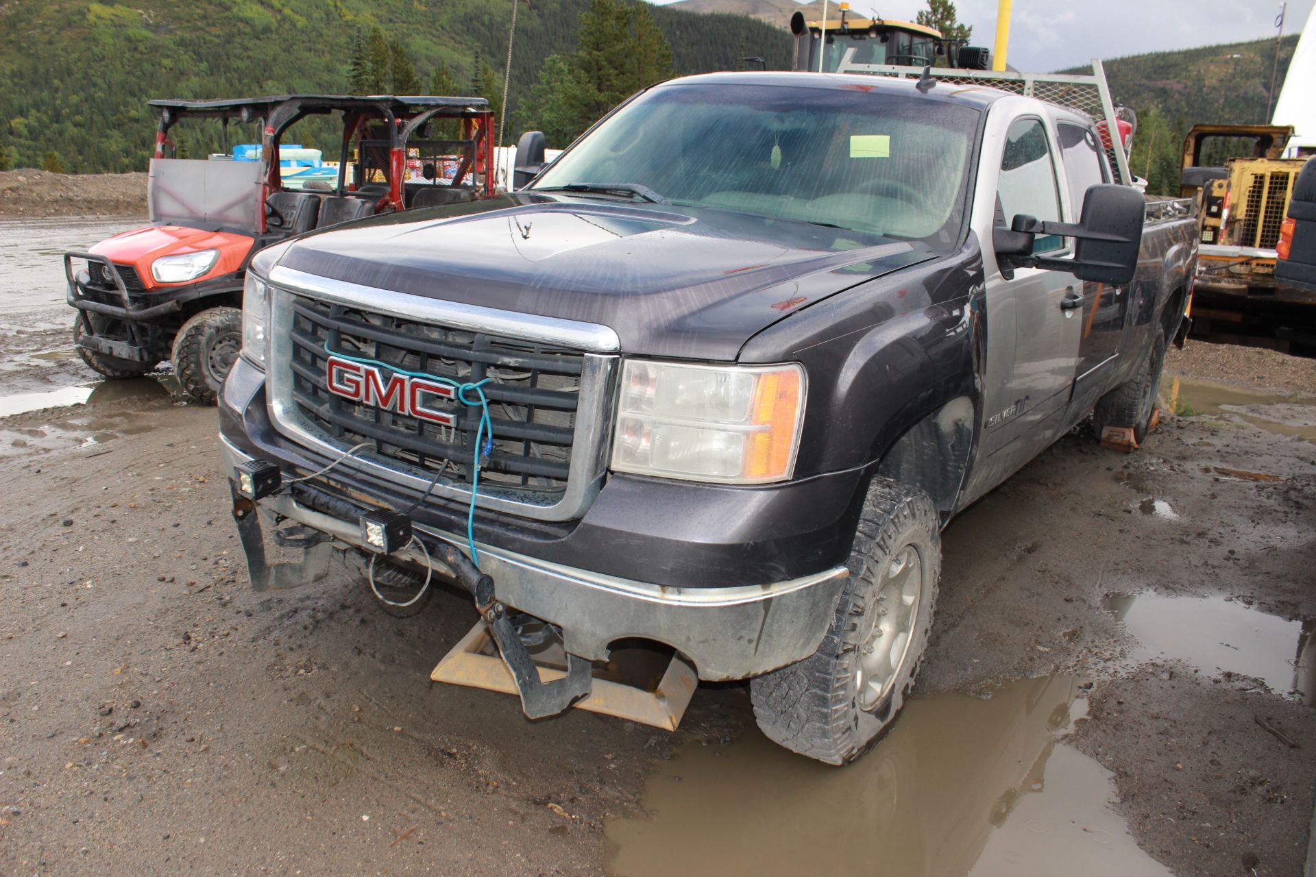 2010 Chev 2500 Crew Cab Pickup Truck; VIN 1GT4K3BG4AF132460; Meter Shows 192,895 KM; (Unit PT014);