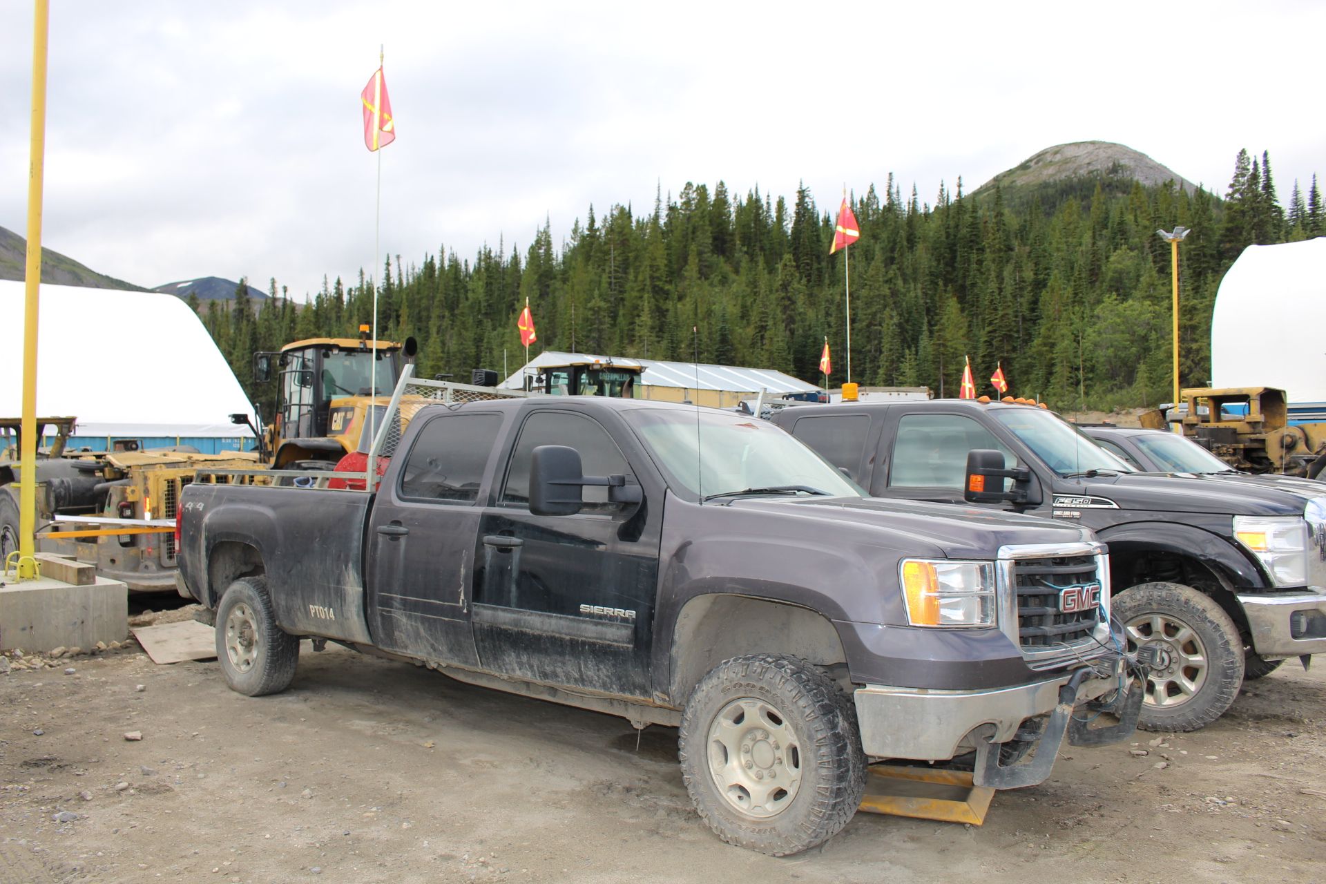 2010 Chev 2500 Crew Cab Pickup Truck; VIN 1GT4K3BG4AF132460; Meter Shows 192,895 KM; (Unit PT014); - Image 2 of 4