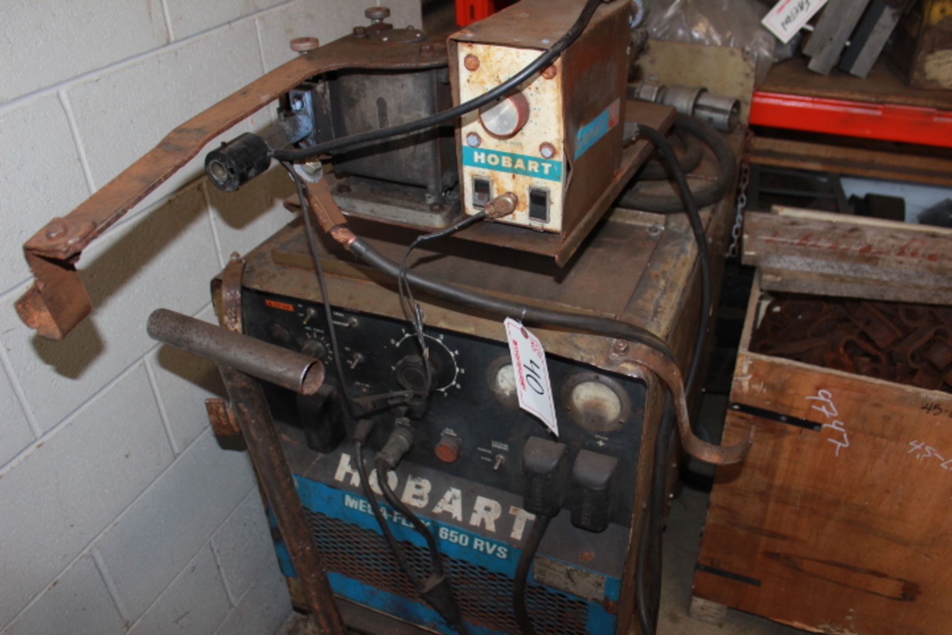 HOBART MEGAFLEX 650 RVS WELDER W/ HOBART WIRE FEED