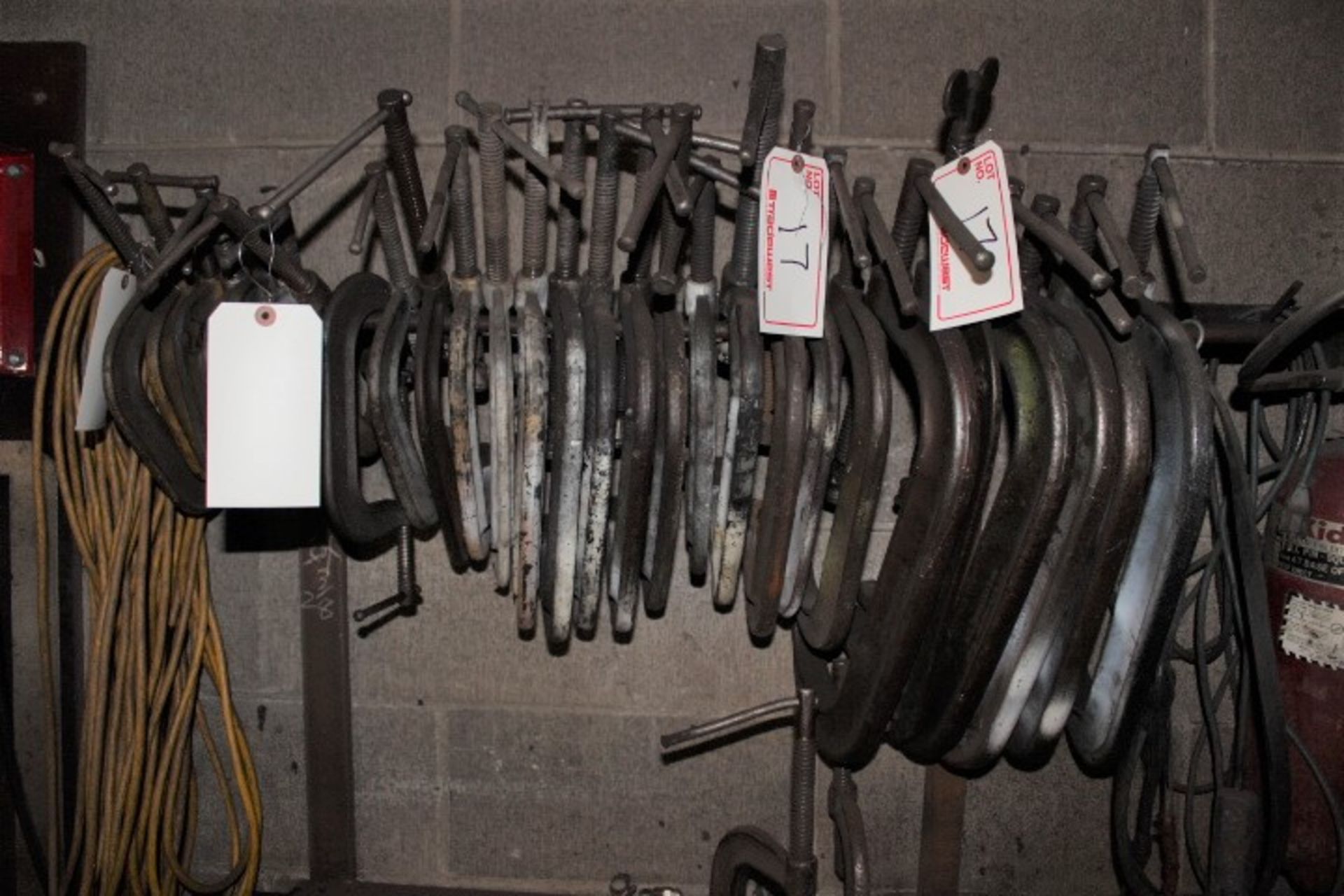 LOT OF CLAMPS, APPROX. (27)