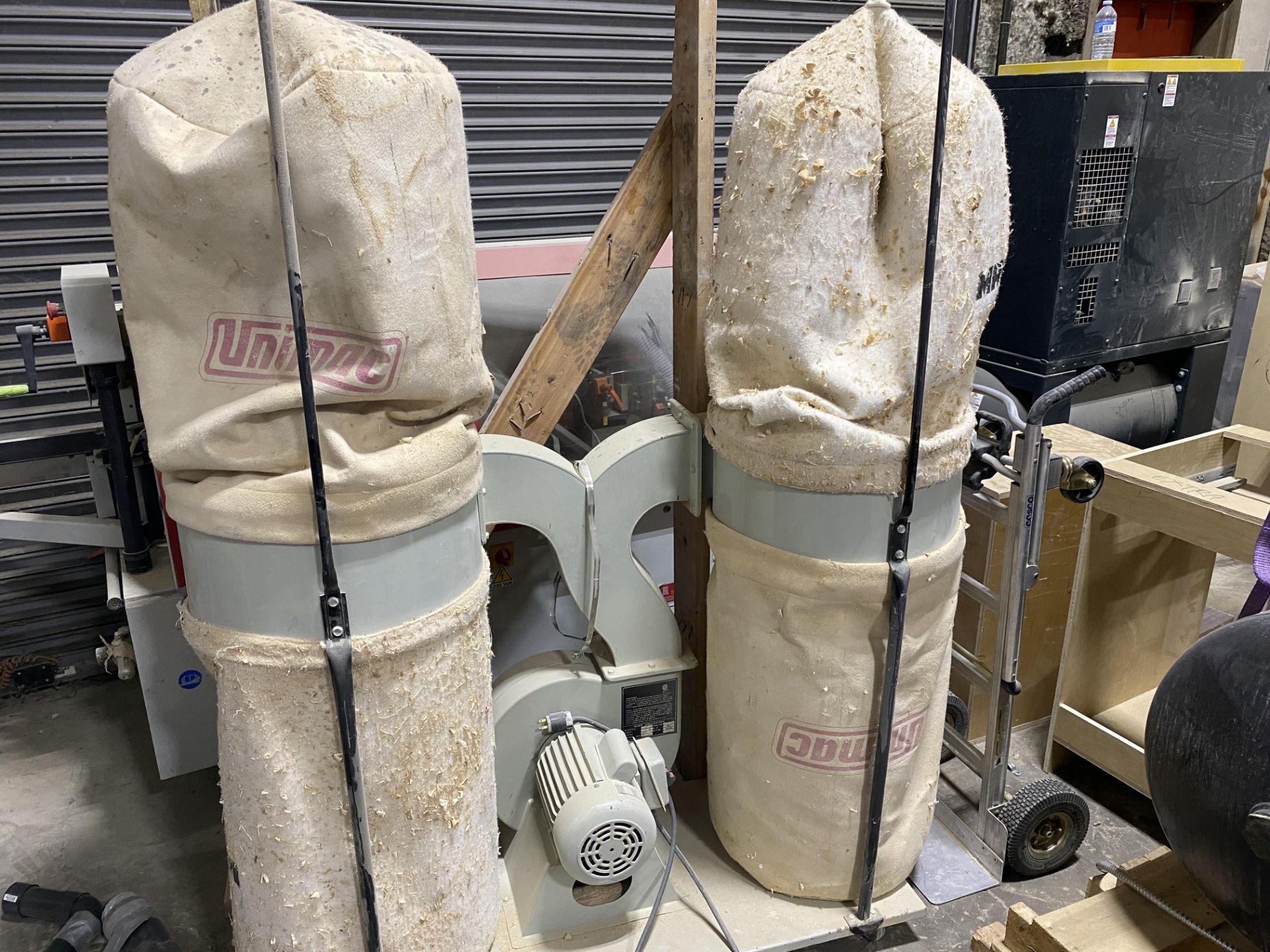 UNIMAC 3HP DUAL BAG DUST COLLECTOR, 1PH