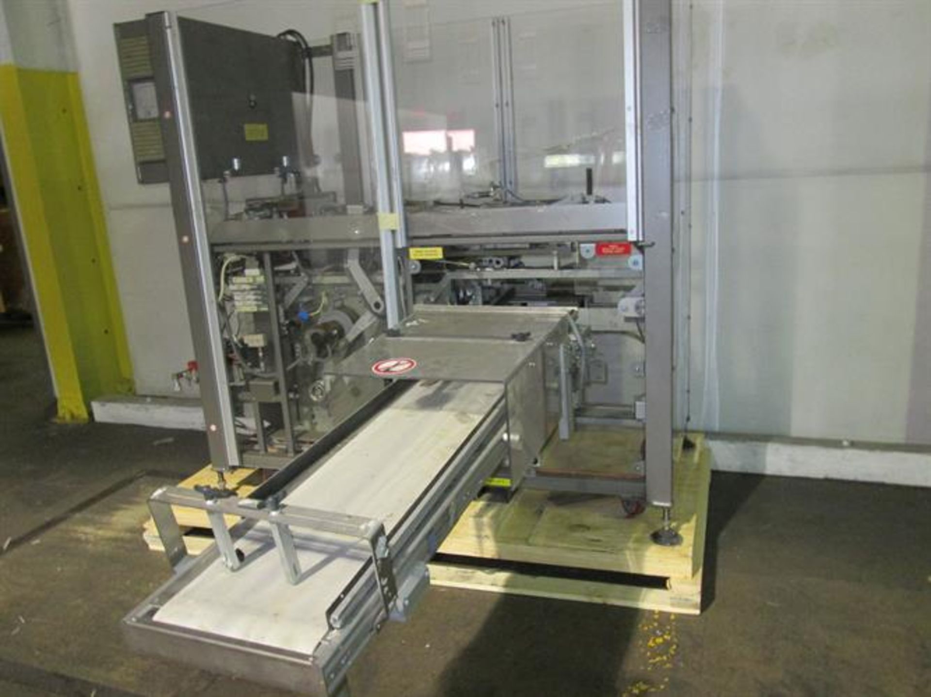 Marden Edwards Model B125LH/7 Box Overwrapper - Right Angle Infeed conveyor for boxes - Heaters