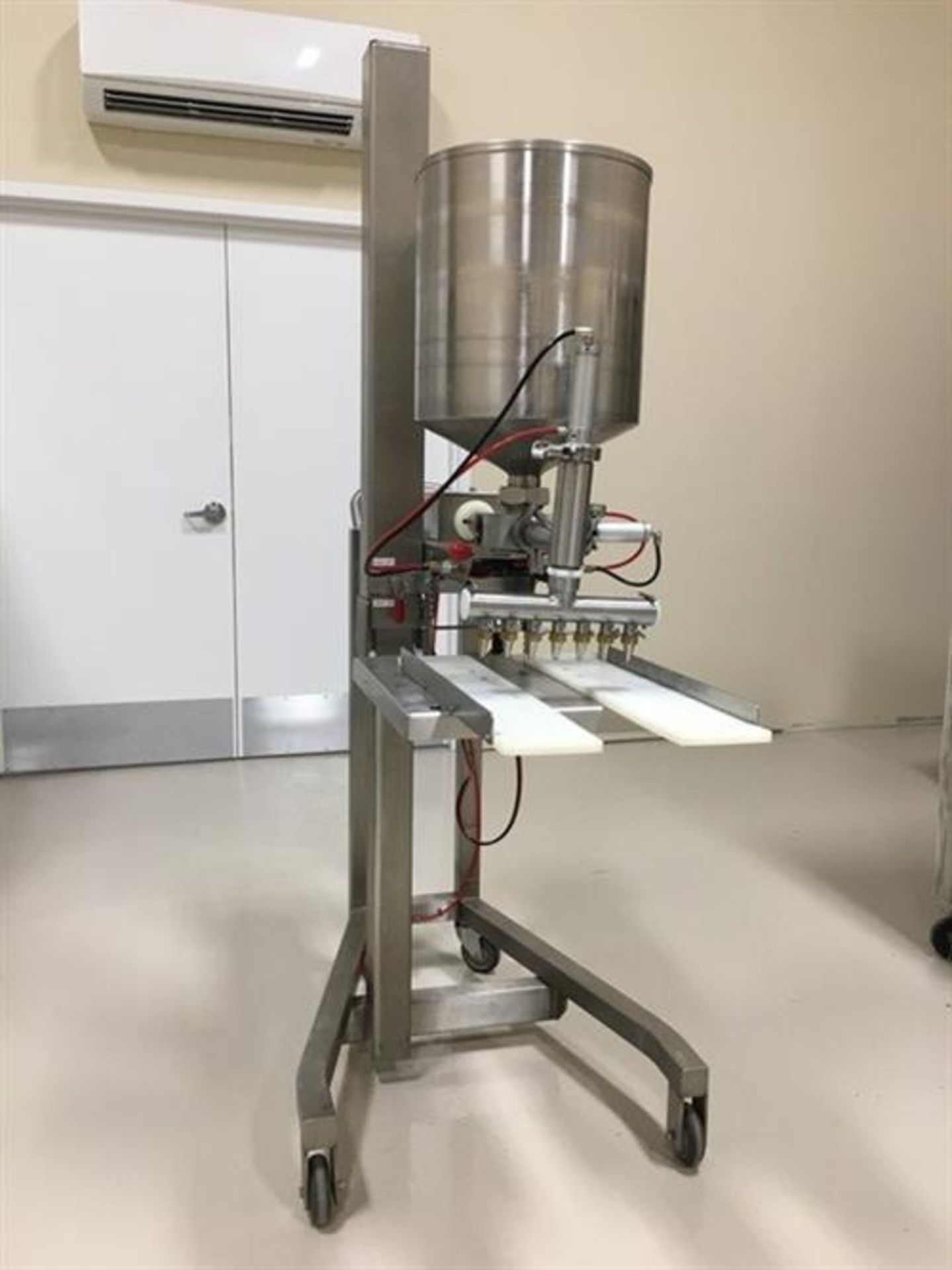 Unifiller model UNI-V-694 Piston Filler - Stainless Steel Hopper - 7 Nozzle manifold - Portable on - Image 2 of 8