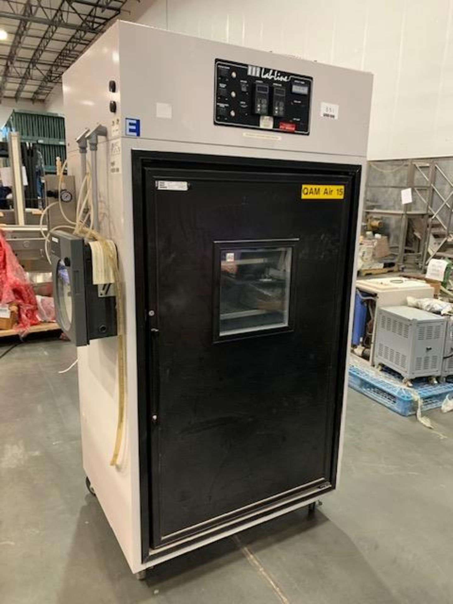 Lab Line model EC32560,Incubator with humidity and temperature controls. 36" wide x 24" deep x 55"