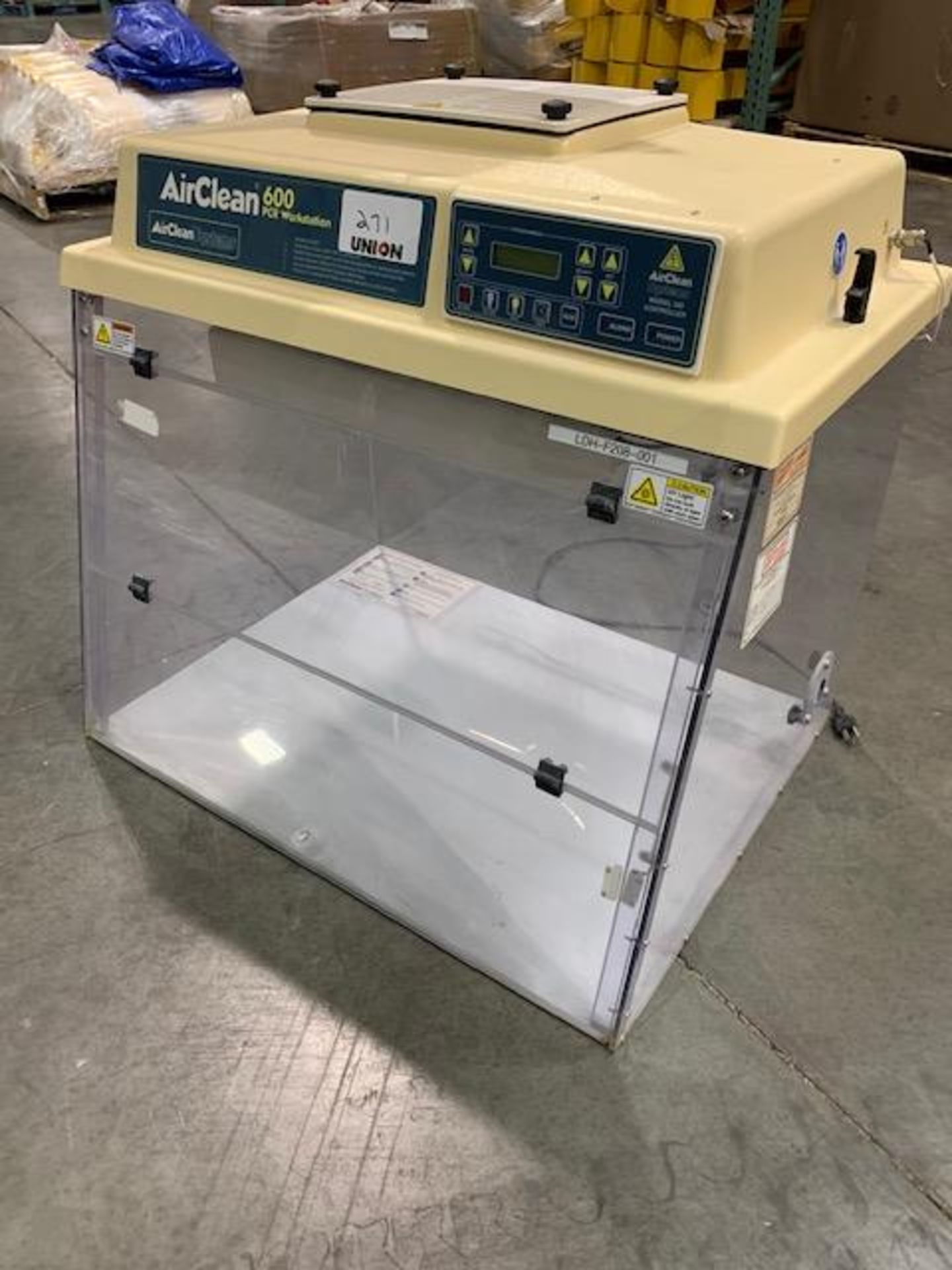 Airclean Systems model AC632CF PCR 600 ductless chemical workstation, Serial#AC632LF40961 Item#271 - Image 2 of 7