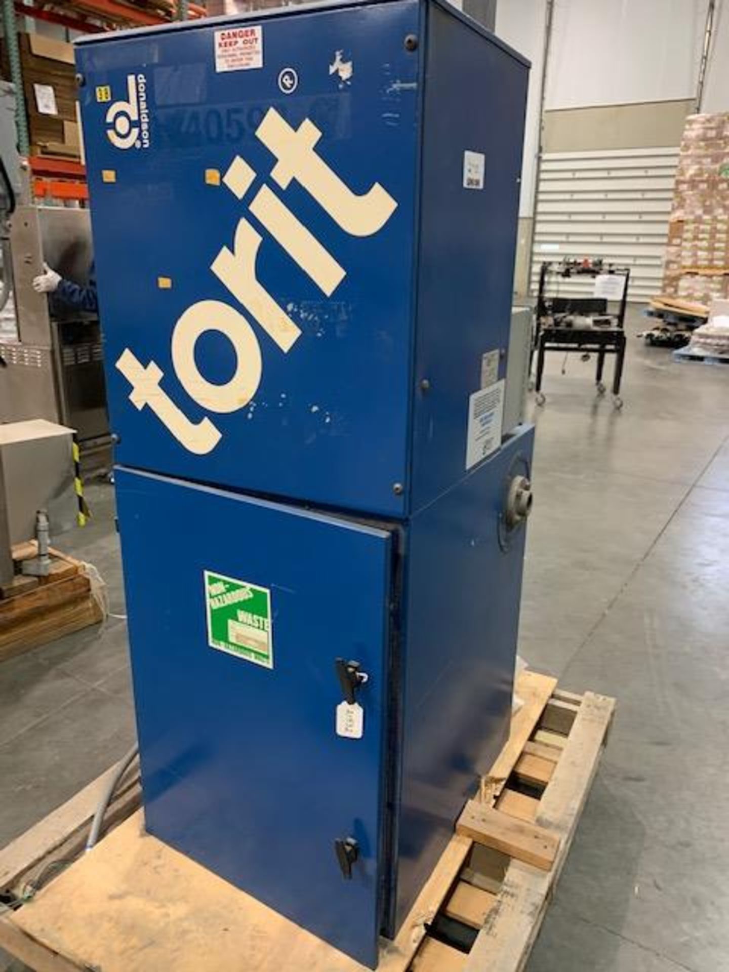 Torit model BS1200 Dust Collector. 3HP, 230/460 volts. Serial#1G366711-8 Item#275