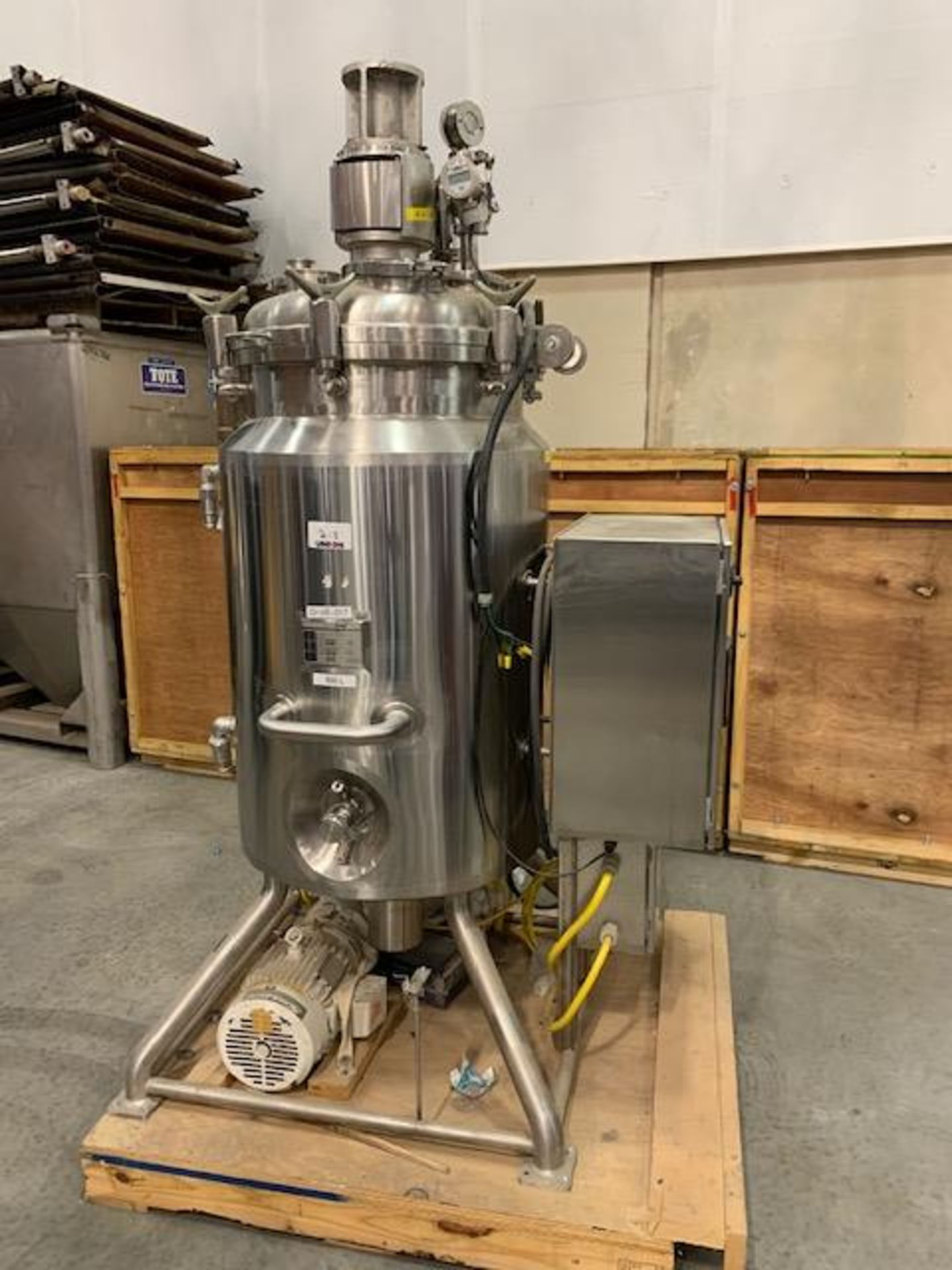 W.H.E. Bio-Systems 350 Liter Stainless Steel Jacketed, Vacuum Processing Vessel, Sharpe model VE1030