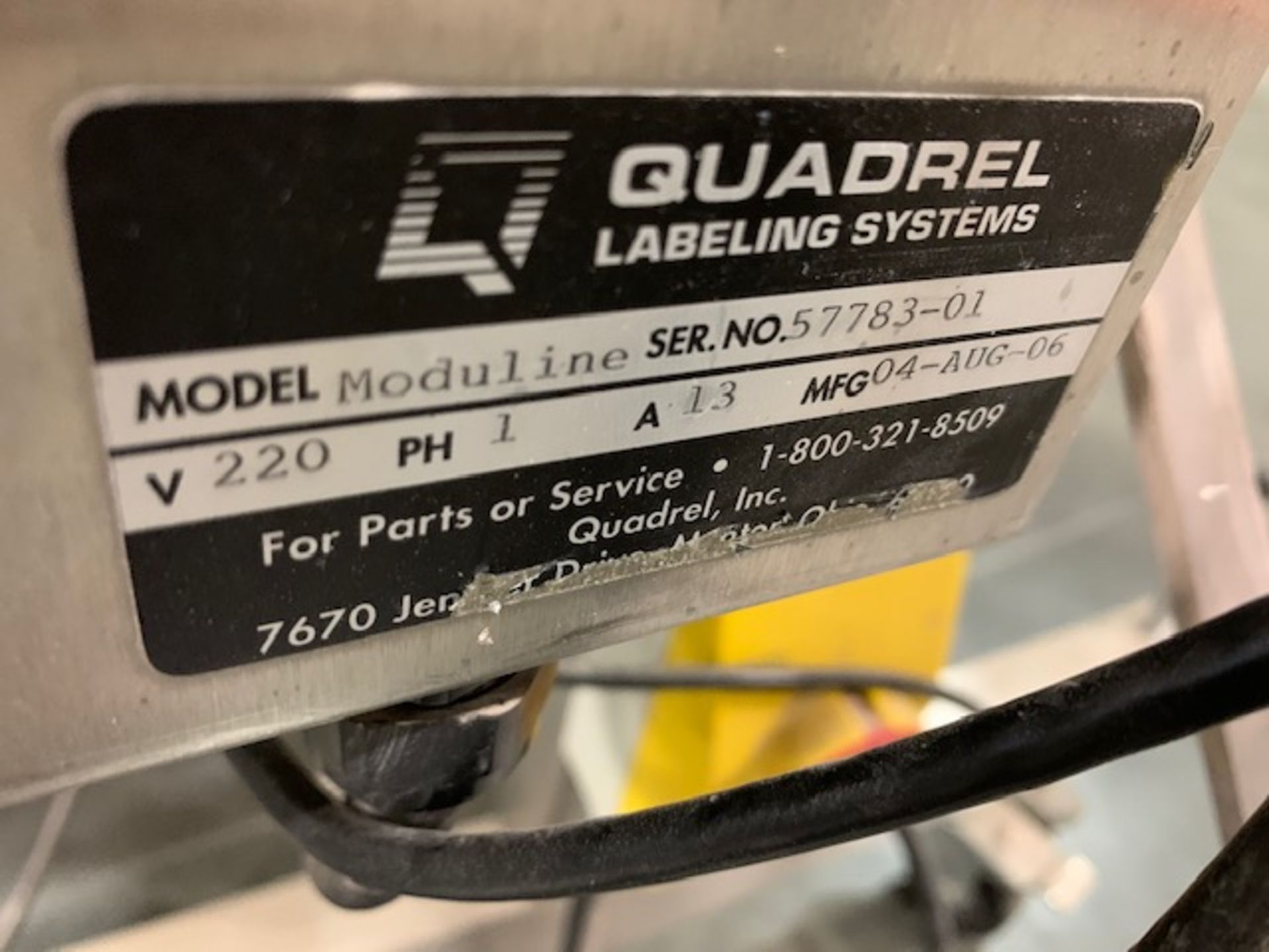 Quadrel Moduline Front and Back Labeler. 4.5" wide x 92" long plastic flat top chain. Model Q10 - Image 8 of 8