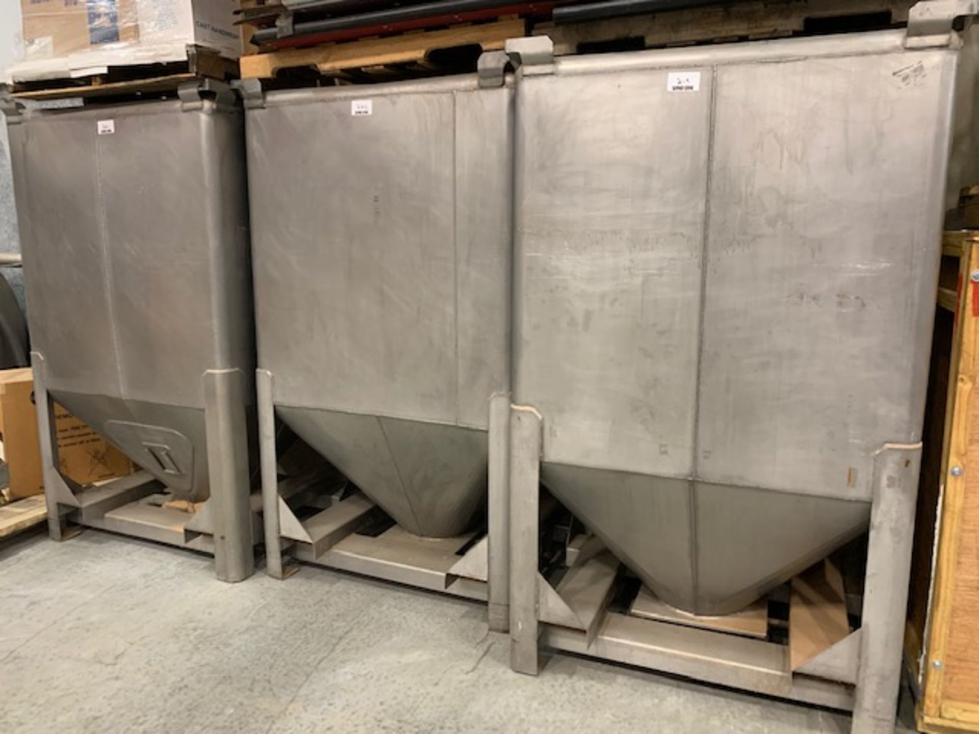 (1) Tote Bulk Handling Systems Stainless Steel Tote, 47" x 42" x 80" tall, approx 10" diameter - Image 2 of 3