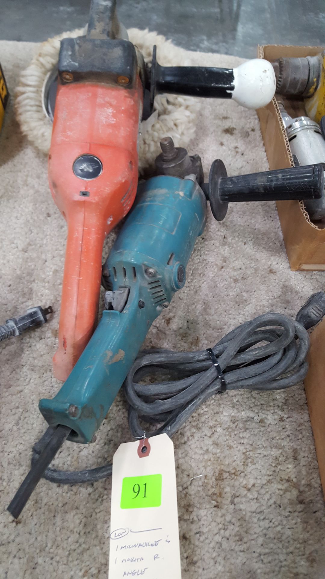 ASST MILWAUKEE & MAKITA ANGLE GRINDERS