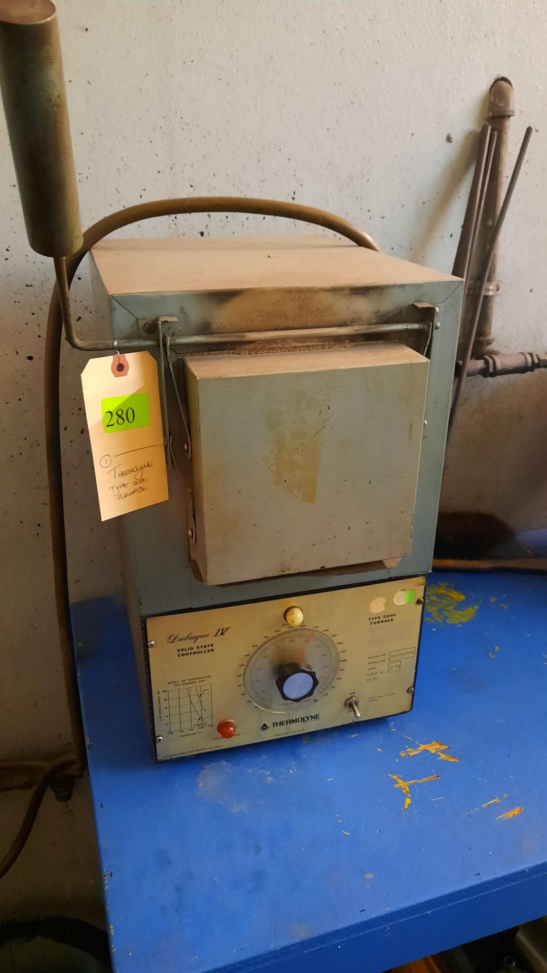 THERMOLYNE TYPE 2000 FURNACE