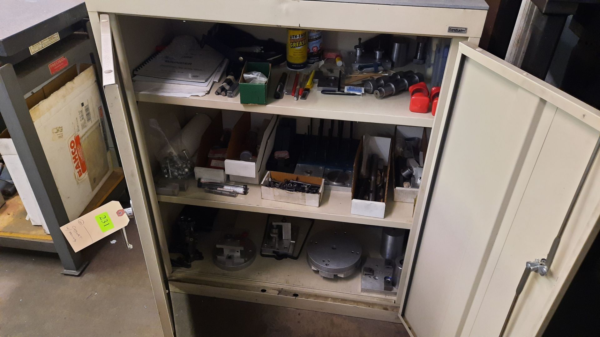 CABINET W/ TOOLING