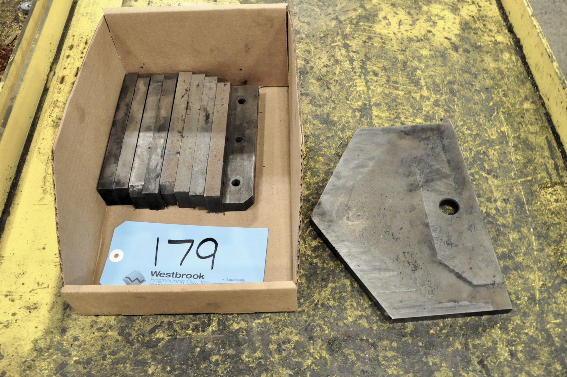 Lot-Whitney Angle Shear Tooling (1) Box with (1) Shear Blade