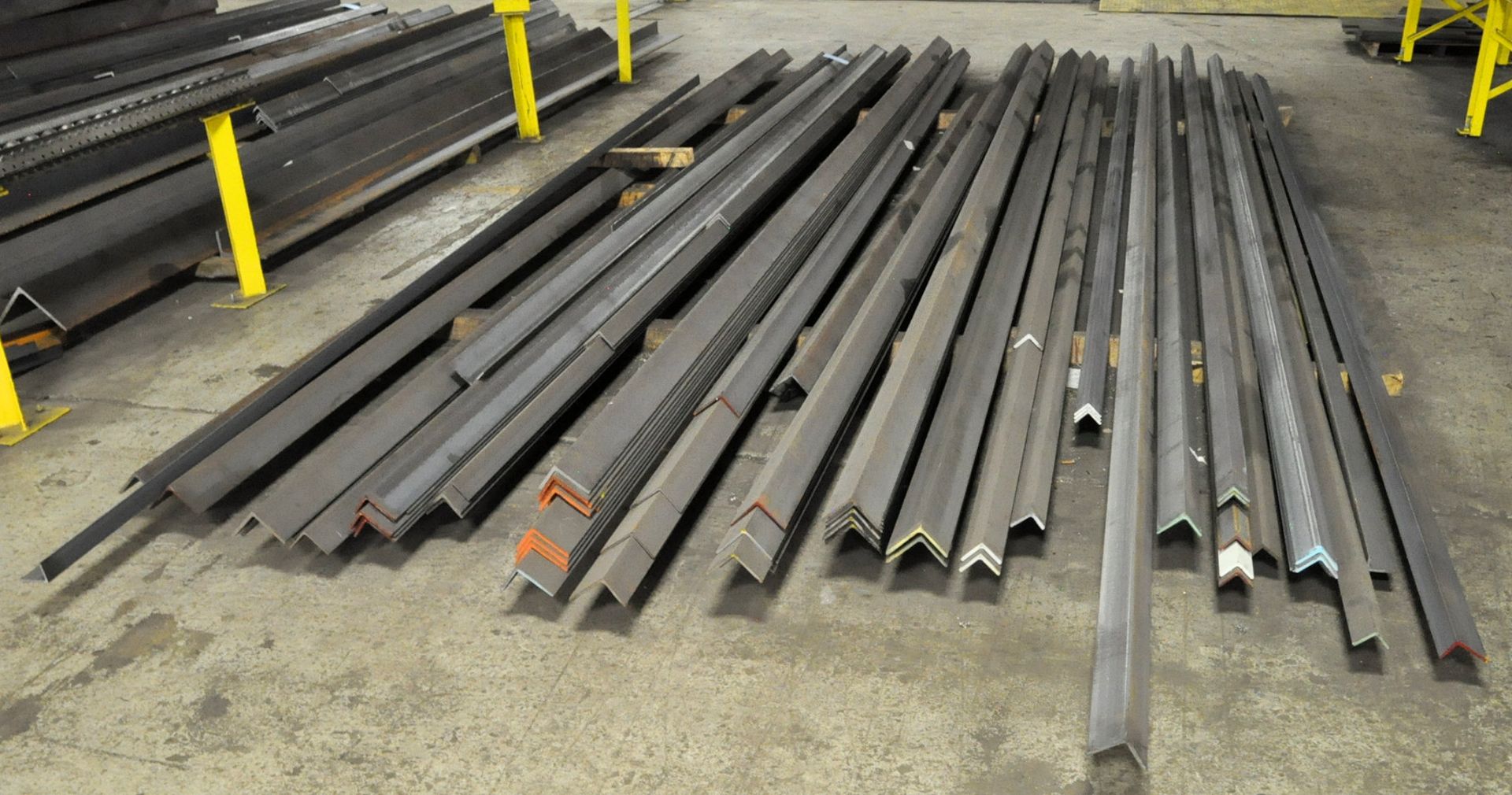Lot-Steel Angle Iron, Various Widths, Average 20' Lengths, in (1) Group - Image 2 of 2