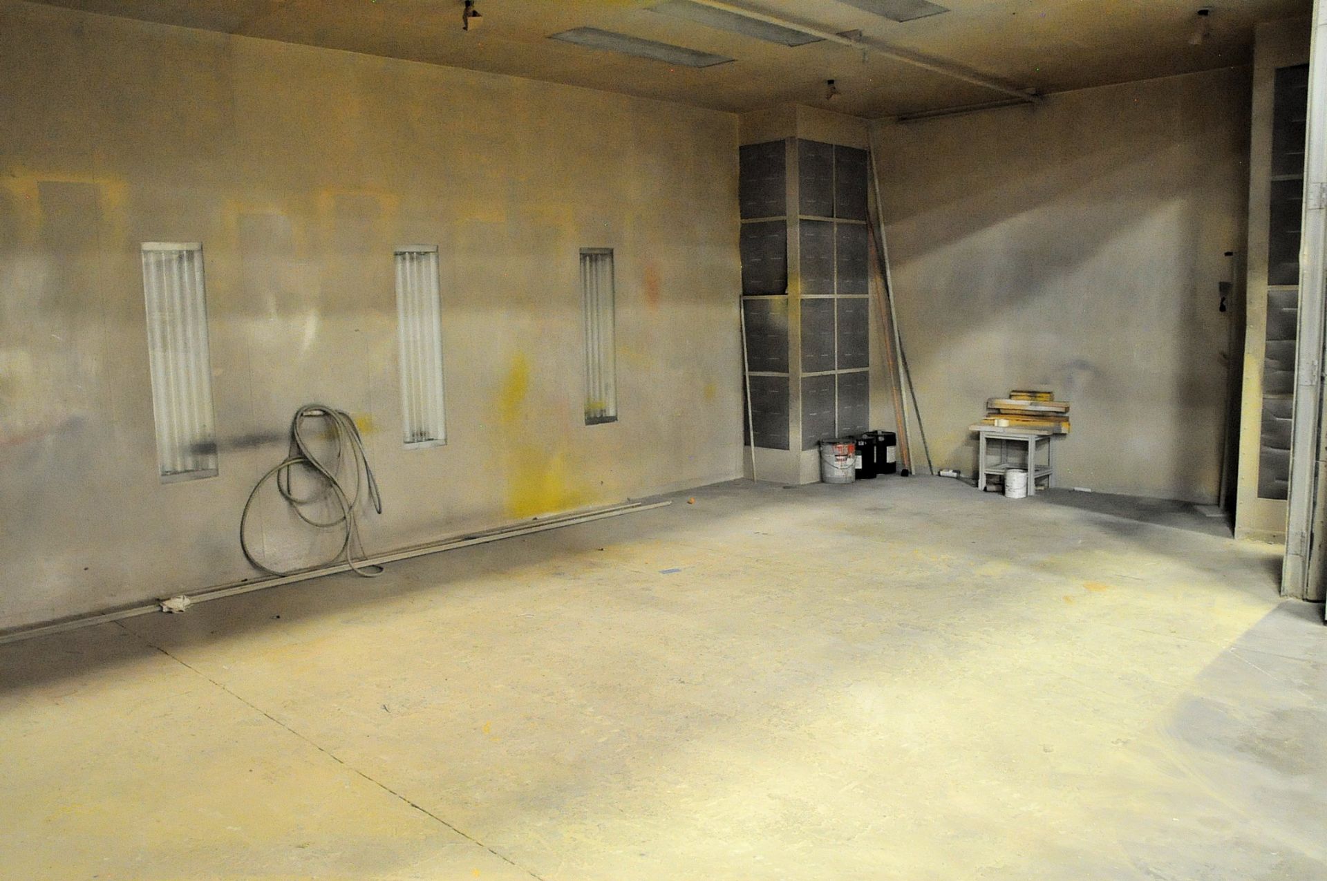 Spray Systems Water Column Style Enclosed Paint Spray Room Complete with Mixing Room - Image 14 of 15