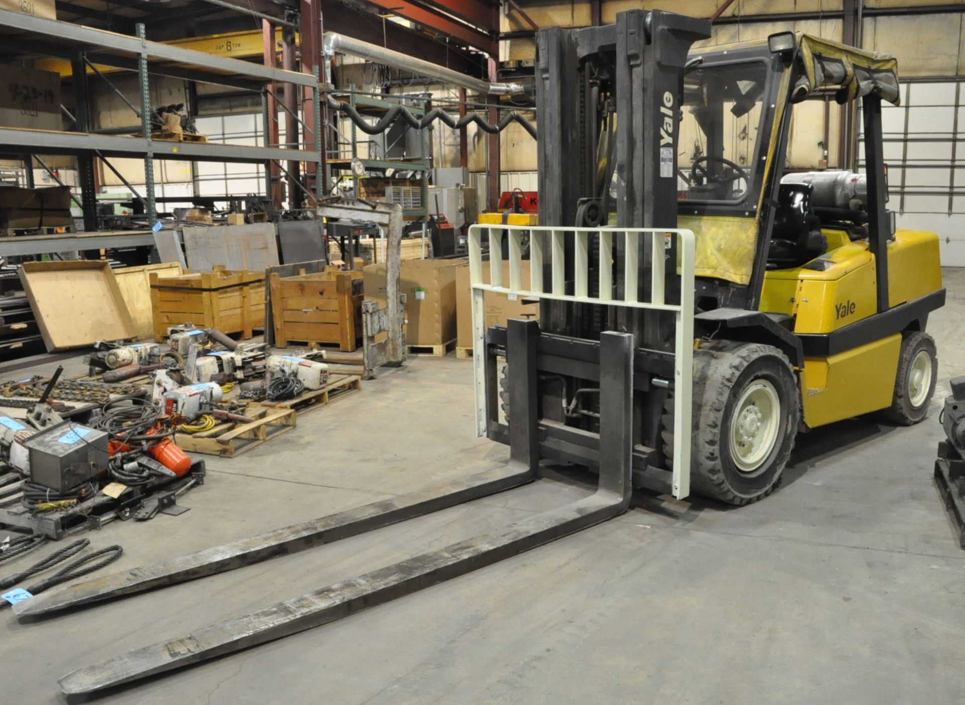 Yale 11,000-Lbs. x 175" Lift Capacity LP Gas Fork Lift Truck, 3-Stage Mast, Side Shift, 8' Forks