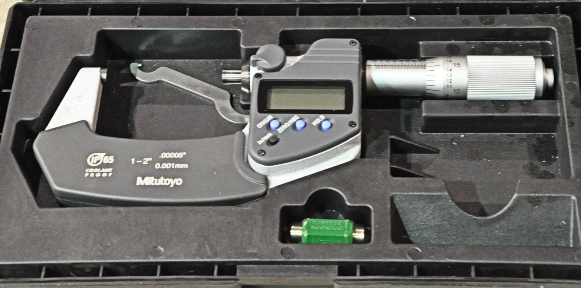 Mitutoyo IP65, 1 - 2" Outside Digital Micrometer with Case