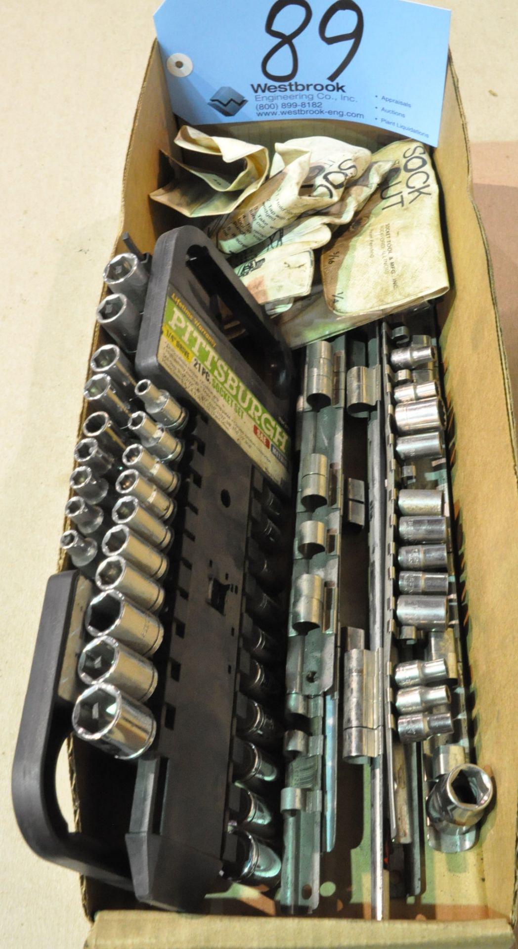 Lot-Mechanic Sockets in (1) Box