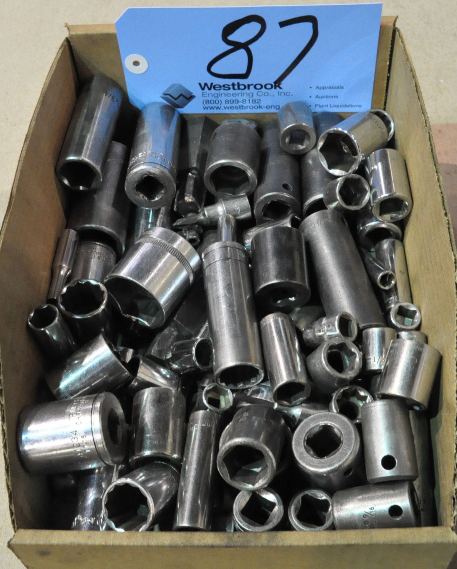 Lot-Mechanic Sockets in (1) Box