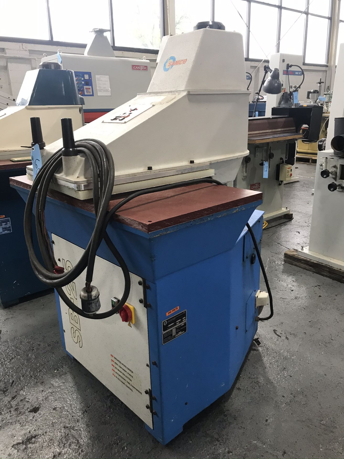 Samco SB-25 Clicker Press, 22 1/2" x 19" Ram Platen, 40" x 19 3/4" Bed Platen, 220 Volt, 3-Phase - Image 2 of 3