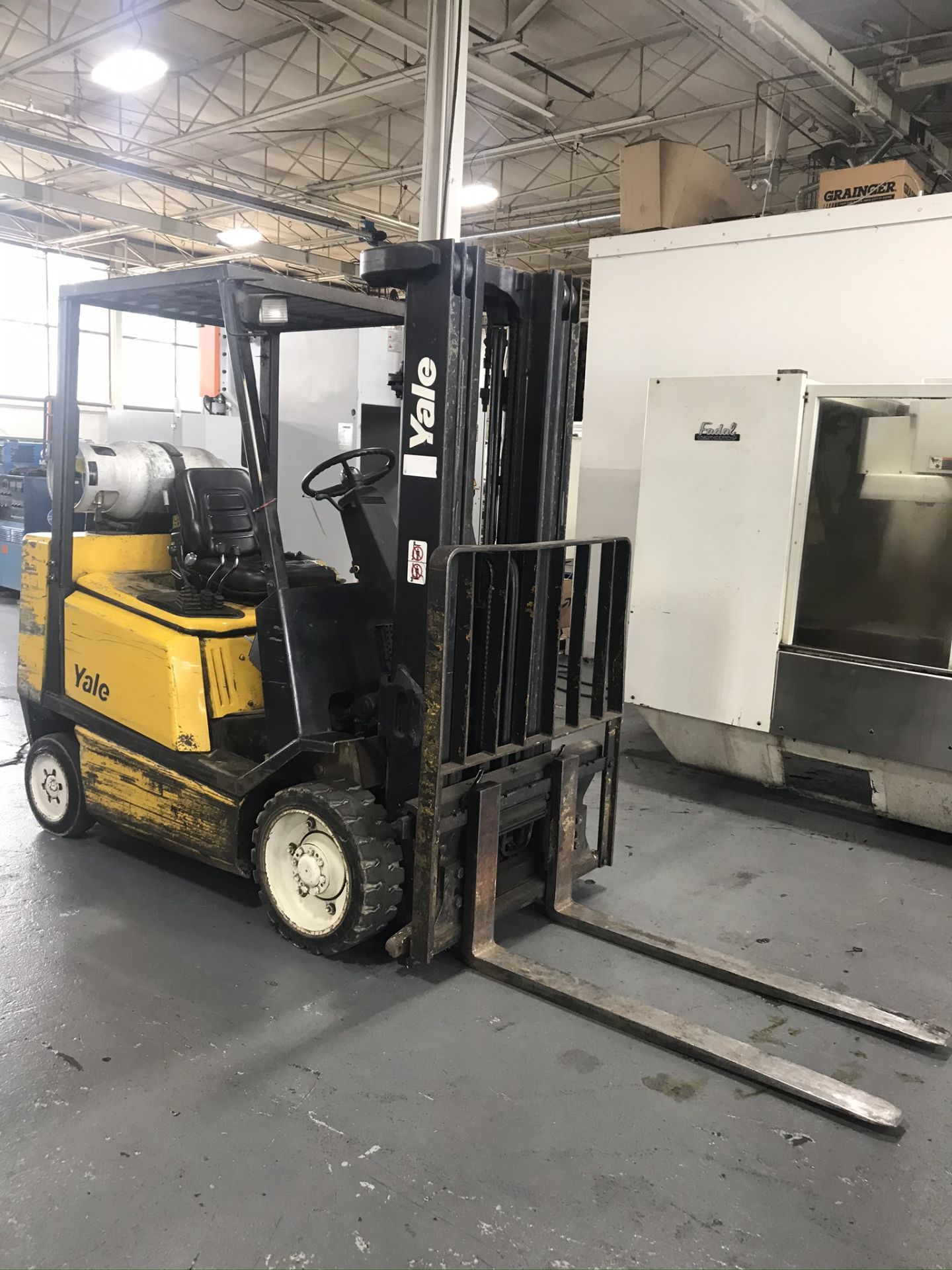 Yale Lift Truck 4,500 Lb. Capacity, 189” Max Lift (2-Stage), Side Shift, LP Gas