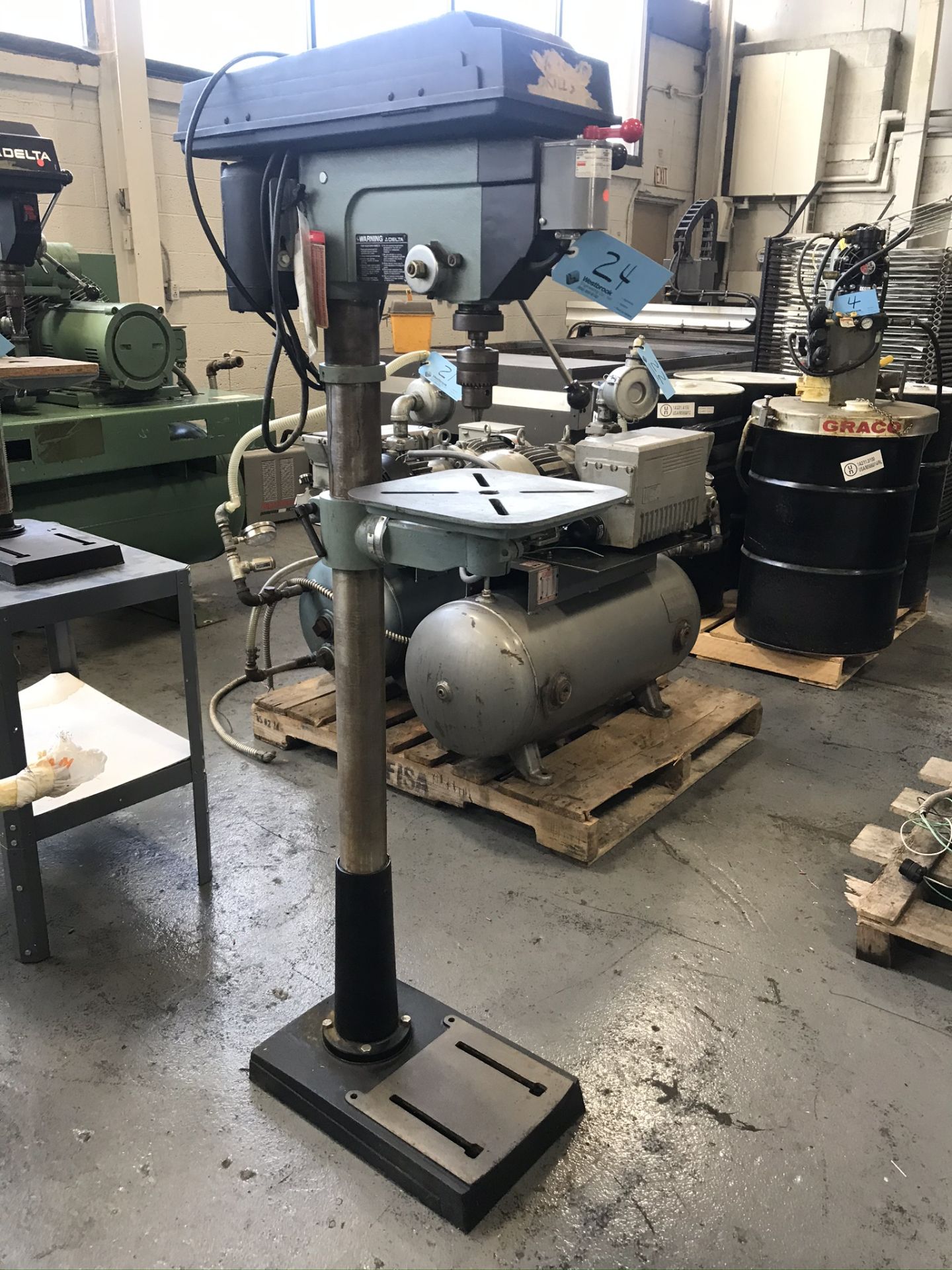 Delta 17-900 Floor Standing Drill Press